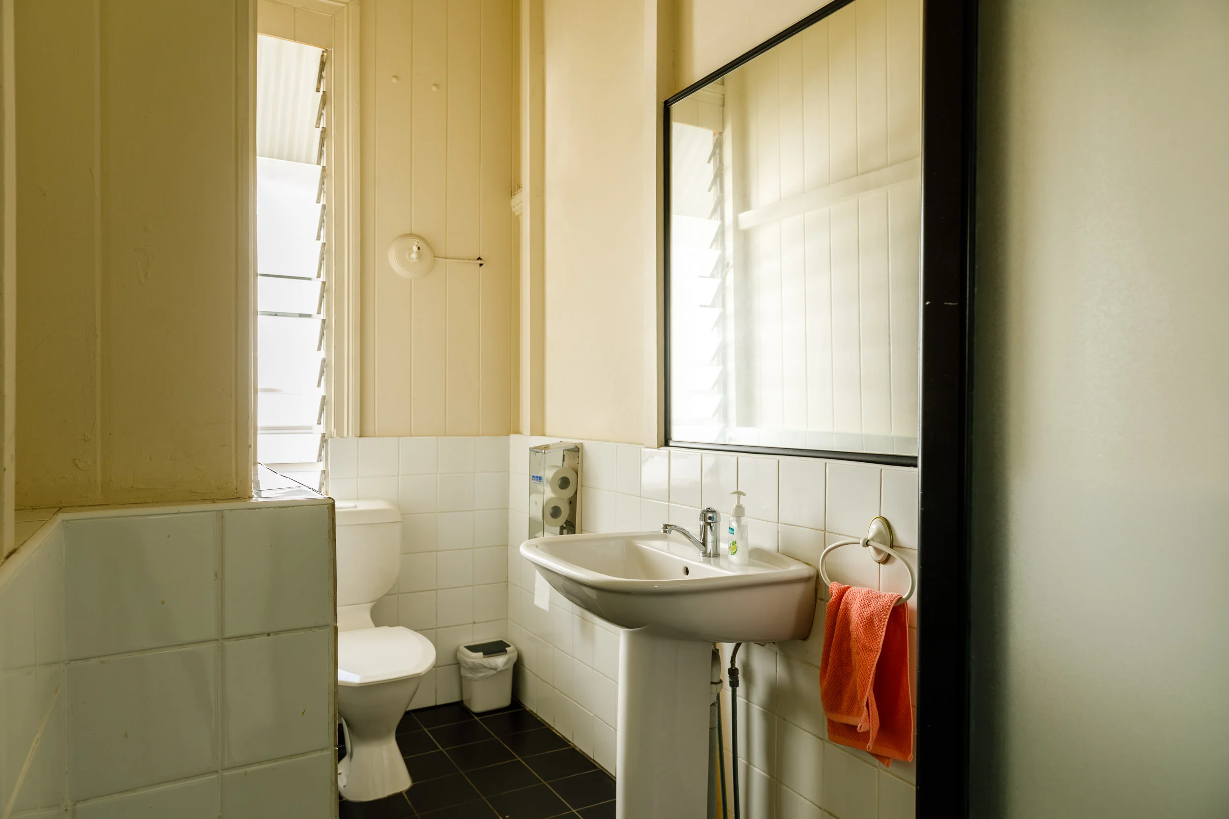 Shared Upstairs Bathroom