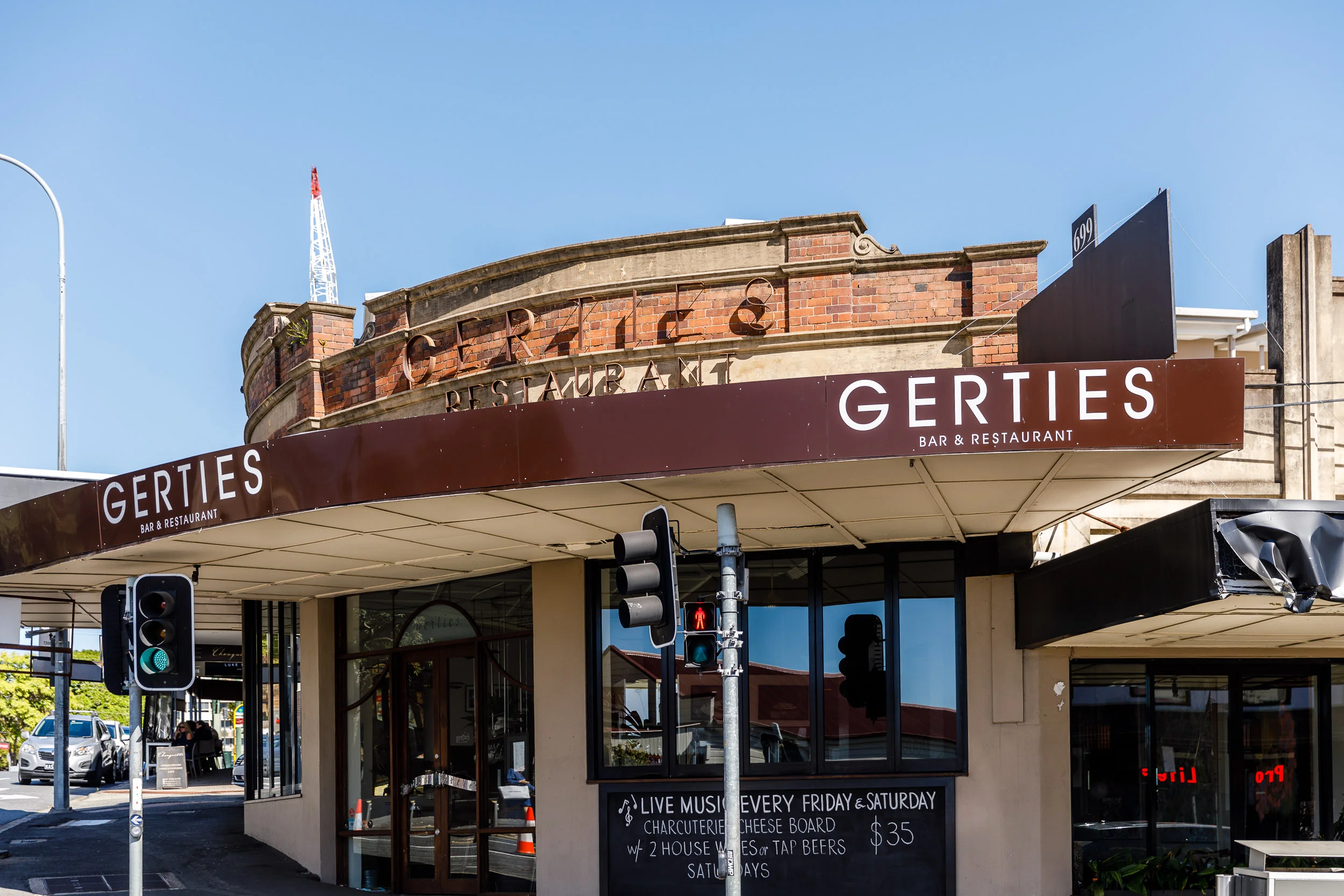 150m to Gerties Bar on Brunswick Street