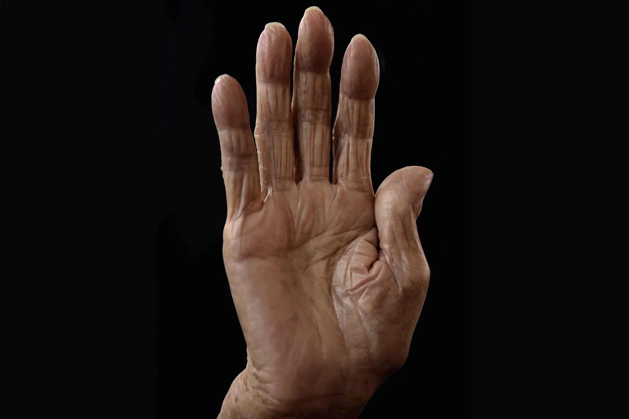 Kames Hand, Naha, Okinawa, 2014