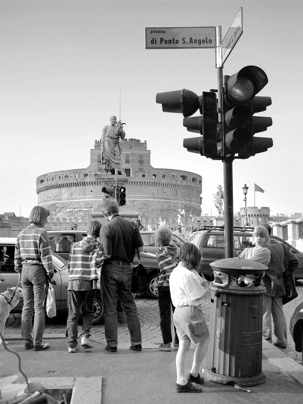piazza.di.ponte.st.angelo_web.jpg