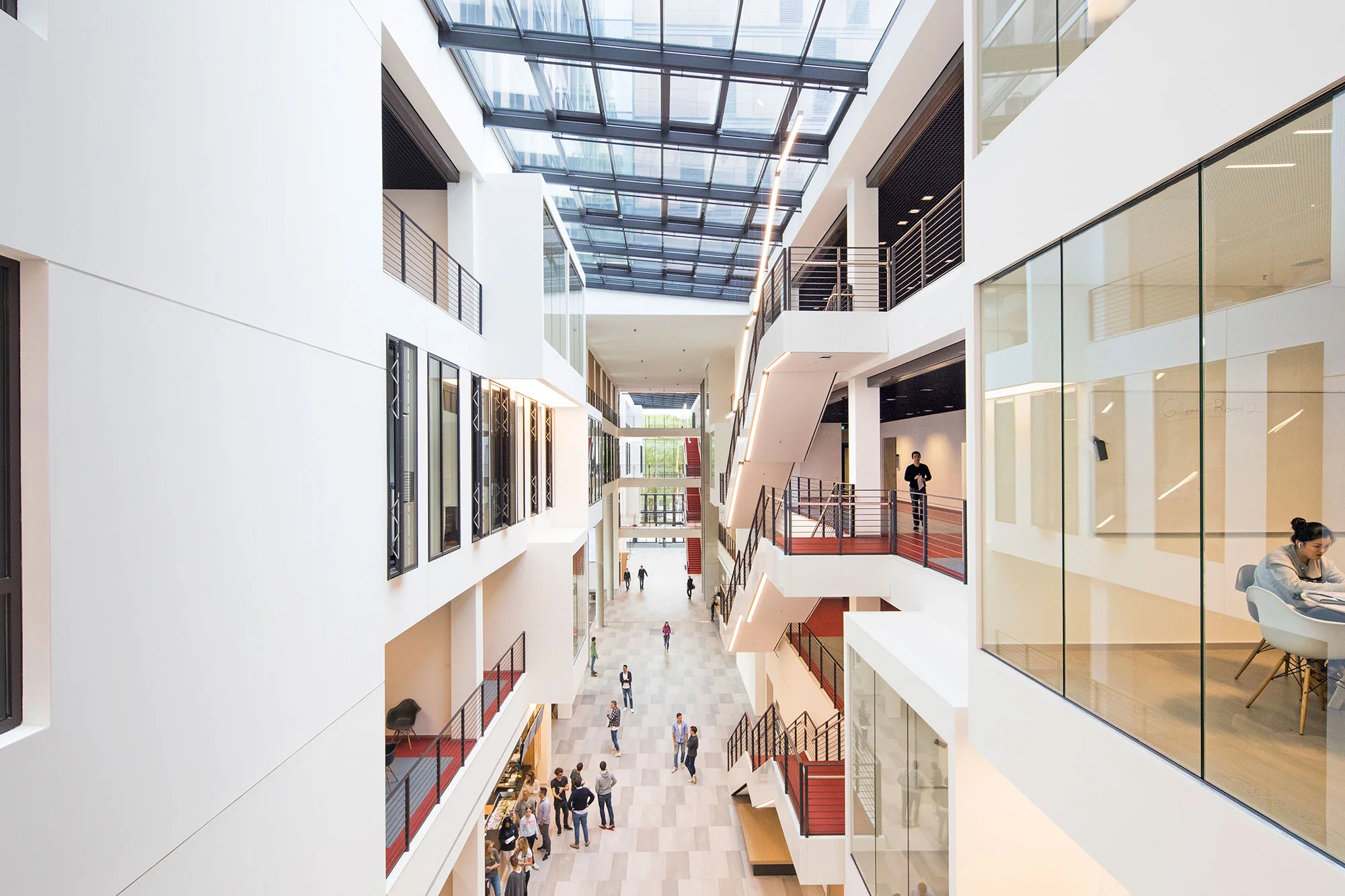 Frankfurt School of Finance & Management, Frankfurt am Main (architect: Henning Larsen)