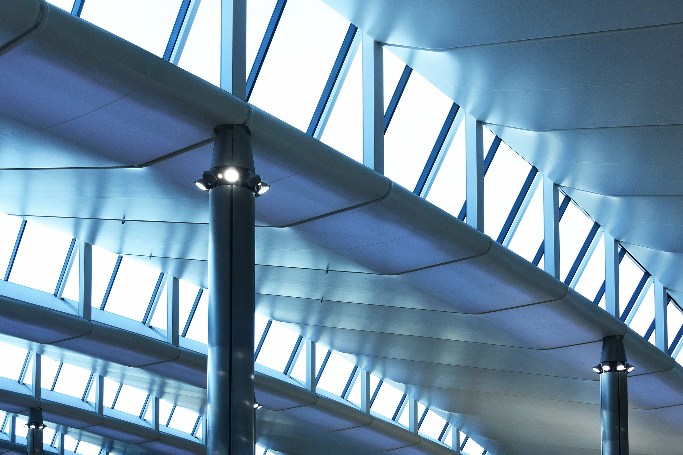Heathrow Terminal 2, London (architect: Luis Vidal)