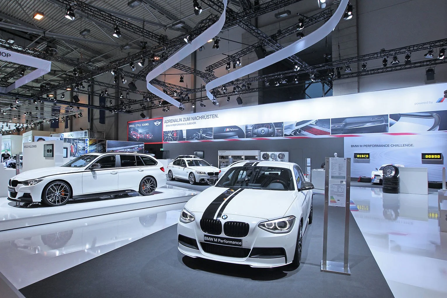 bmw_106_web.jpg