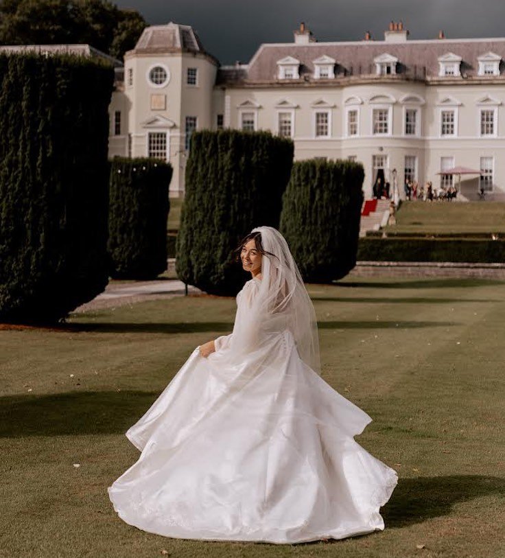 Well this is stunning! Rebecca&rsquo;s beautiful silk duchess satin bespoke dress 🩶 📸 @emmakennyweddings  Venue- @thekclubireland