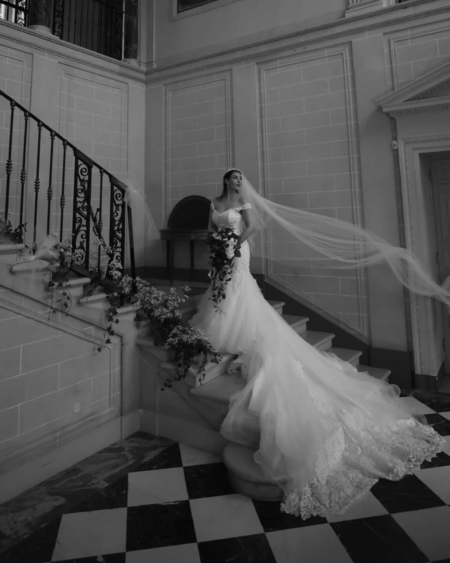 Beautiful Real Bride Lara, thank you so much for these kind words. We miss our appointments with you and the family in the studio! 🤍 @laramarotta_ 

&ldquo; The whole experience from start to finish with you was incredible and we always, always look