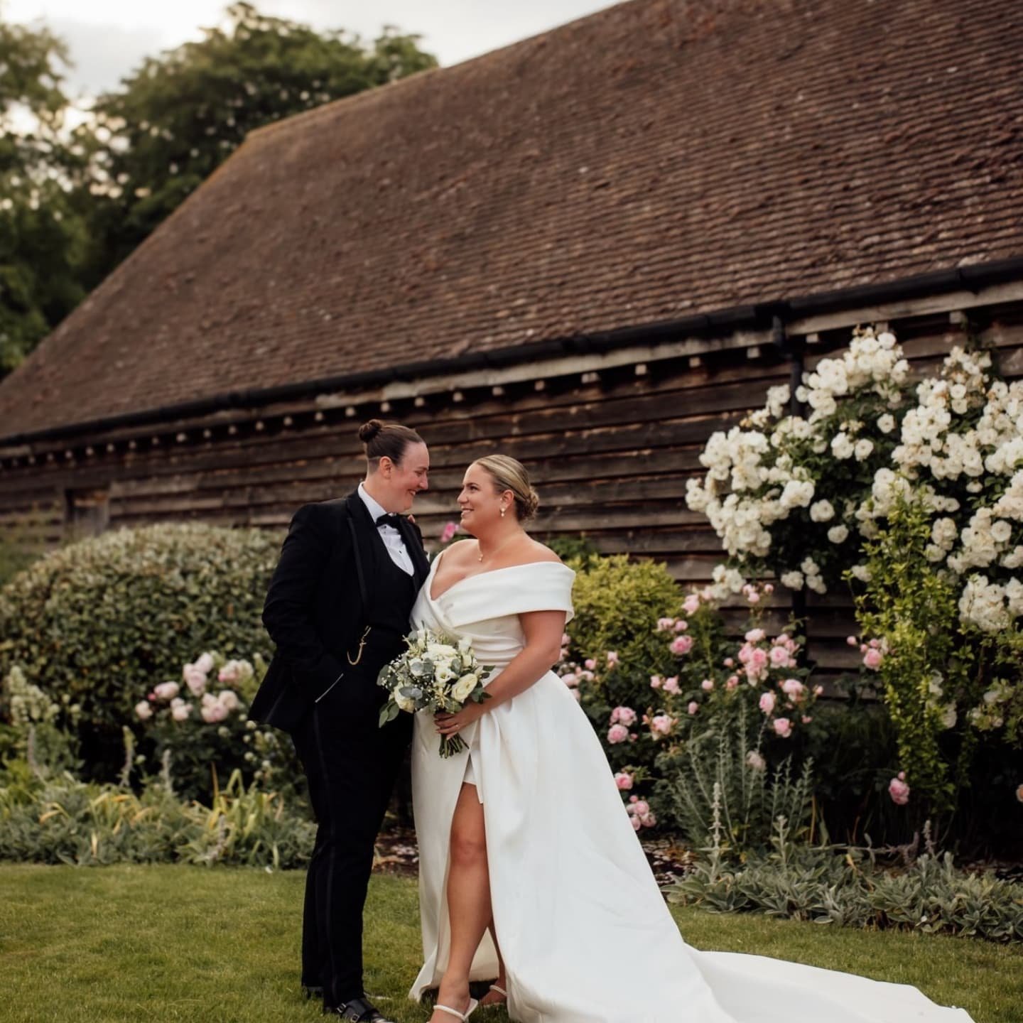 How has it already been 8 weeks since this brilliant couple were married! 
Being a part of your journey is always such a joy and a privilege we never take for granted. Especially when you meet a couple that welcome you into their world (even for a mo