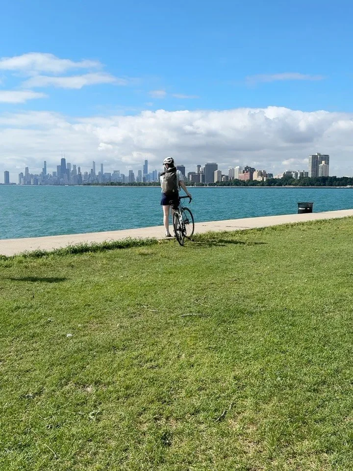 July US trip recap

Chicago - Montrose specifically
So many bikes
@ragbrai Always
Pretend parenting with @babs.sangster 
30!
2 baseball games

Life&rsquo;s cool, take videos, see your friends, do weird things. 
#ragbrai #montrose #chicagowhitesox #ch