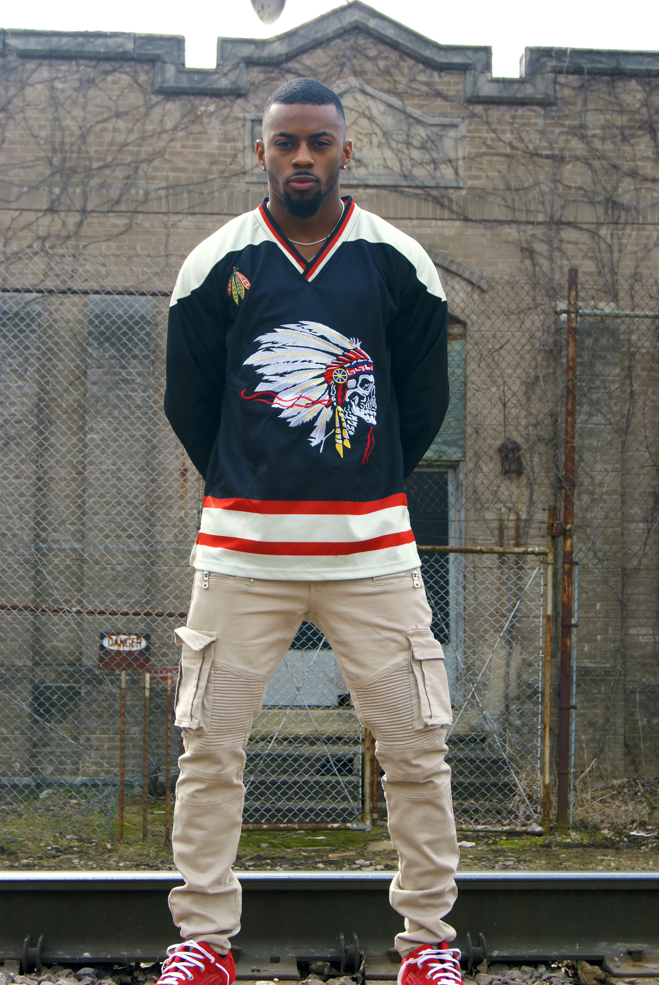 ALMVGHTY Steetwear: Fonder Dondre Smith