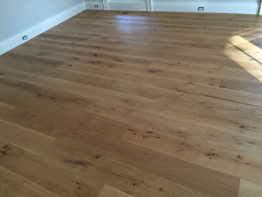 Wide plank white oak character
