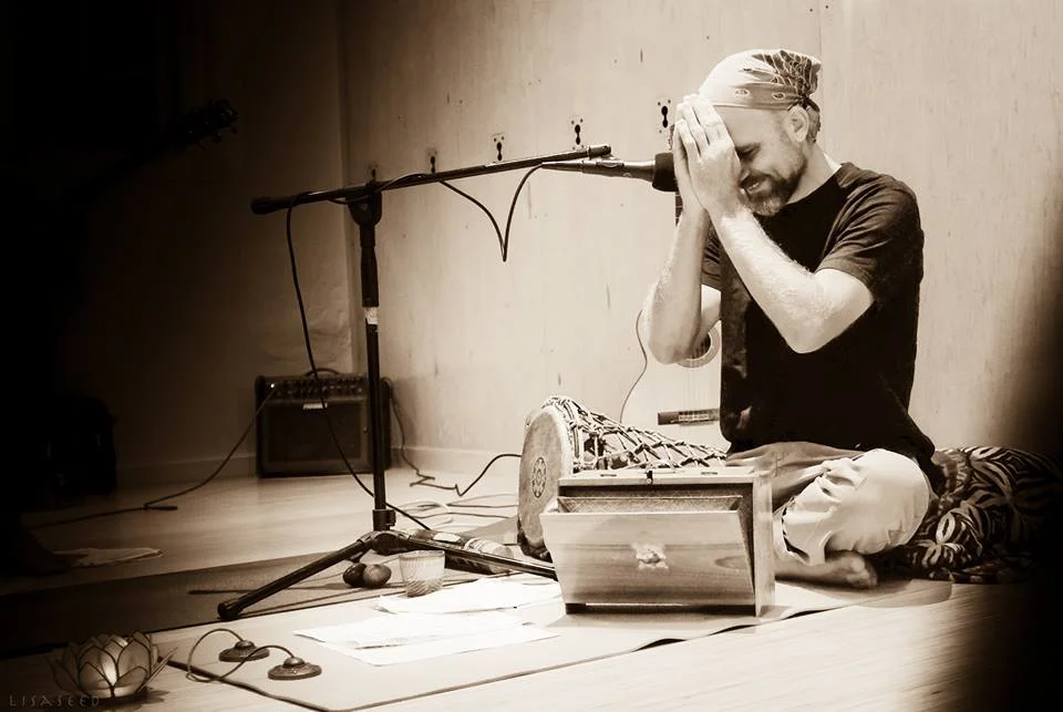jivan kirtan sepia.jpg