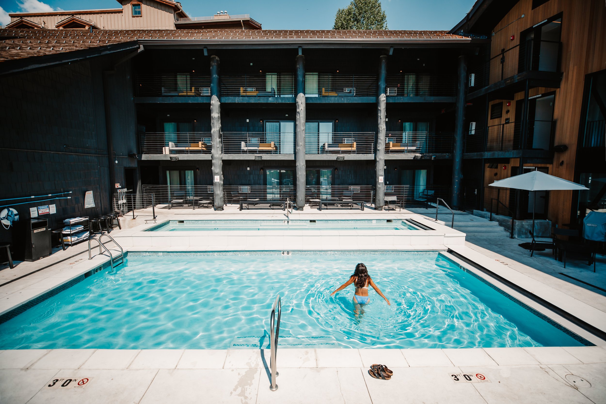 Lifestyle photoshoot at Continuum Hotel