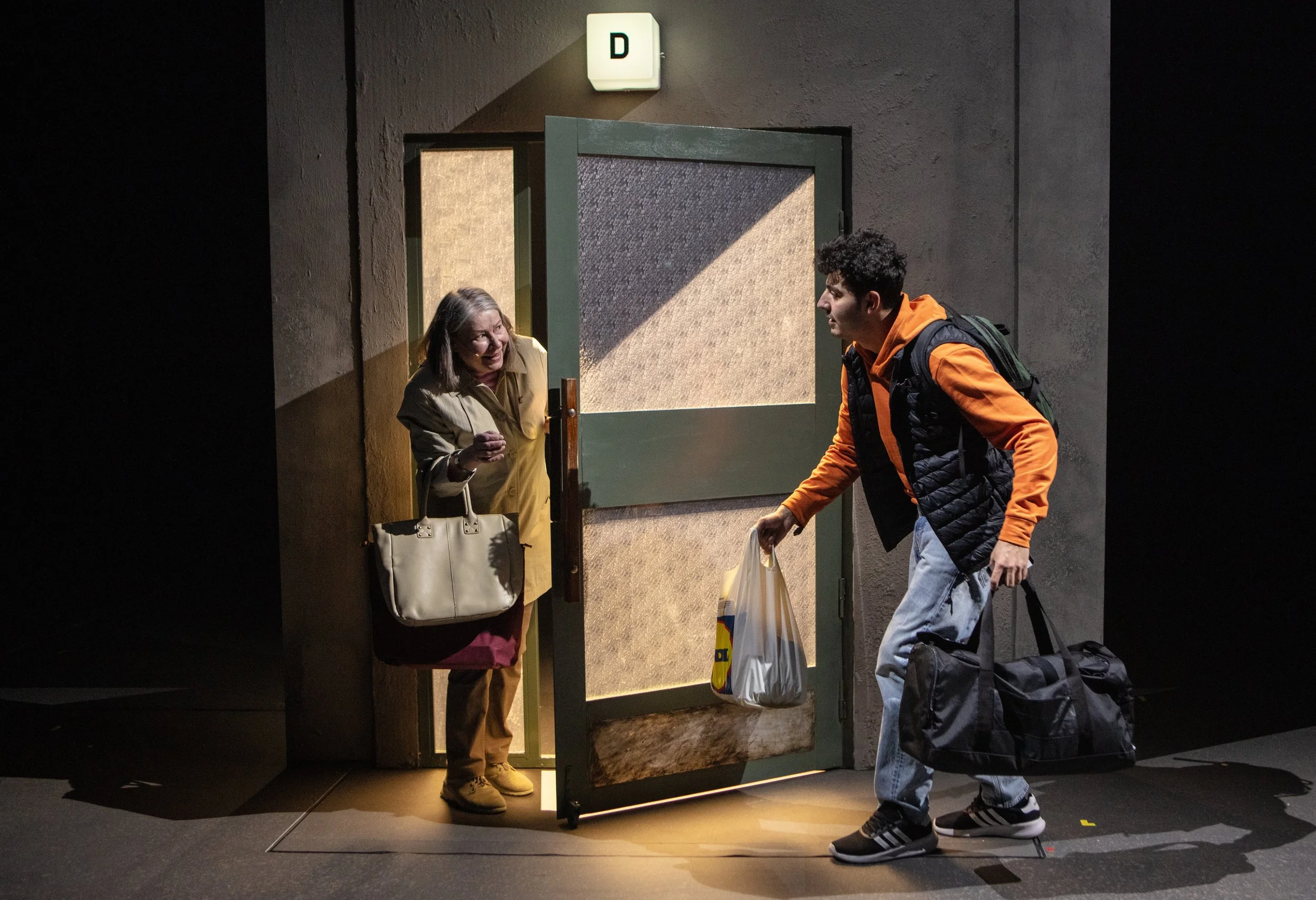 Oulun teatteri_Perillä_52A0440_.jpg