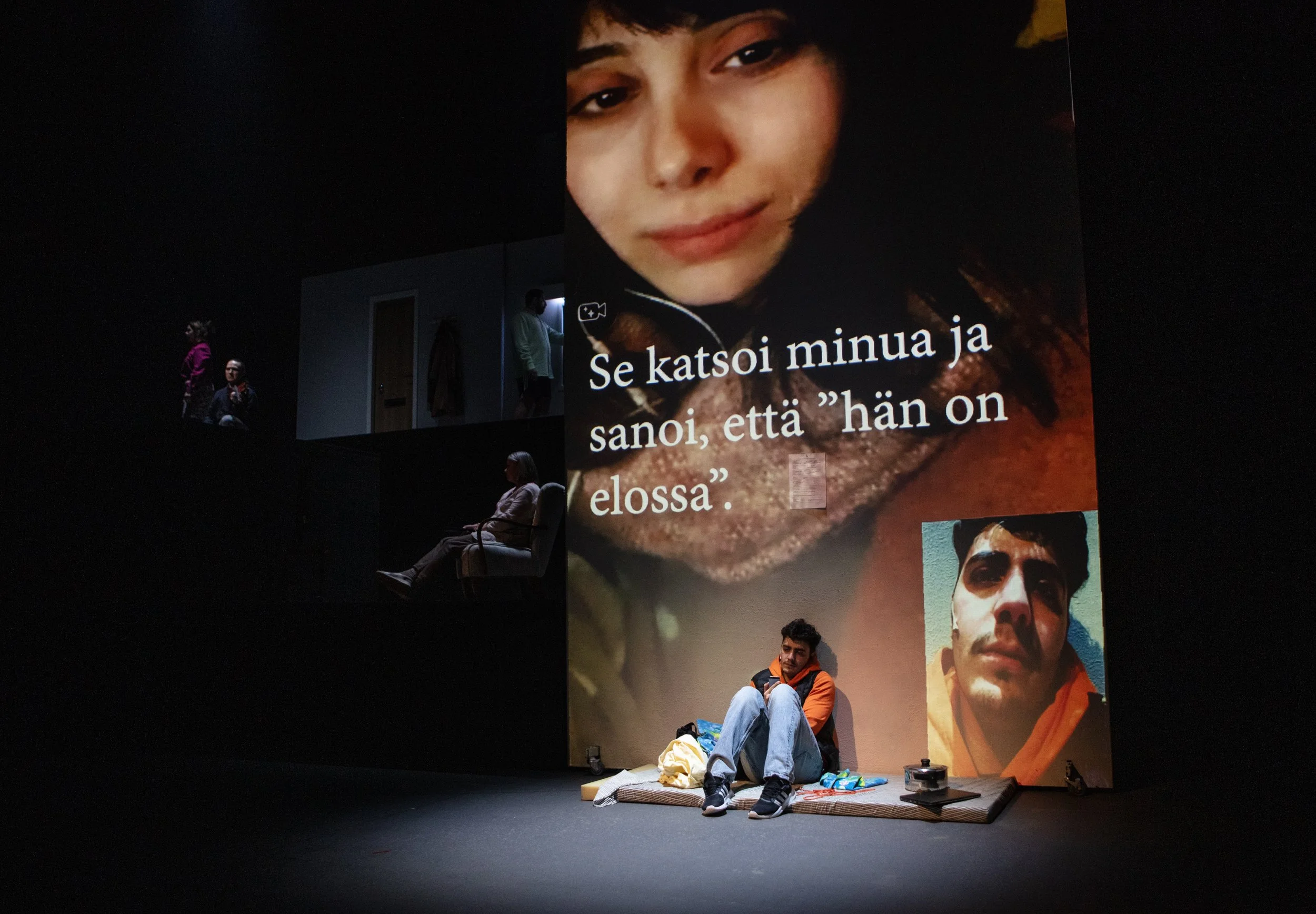 Oulun teatteri_Perillä_52A0816_.jpg