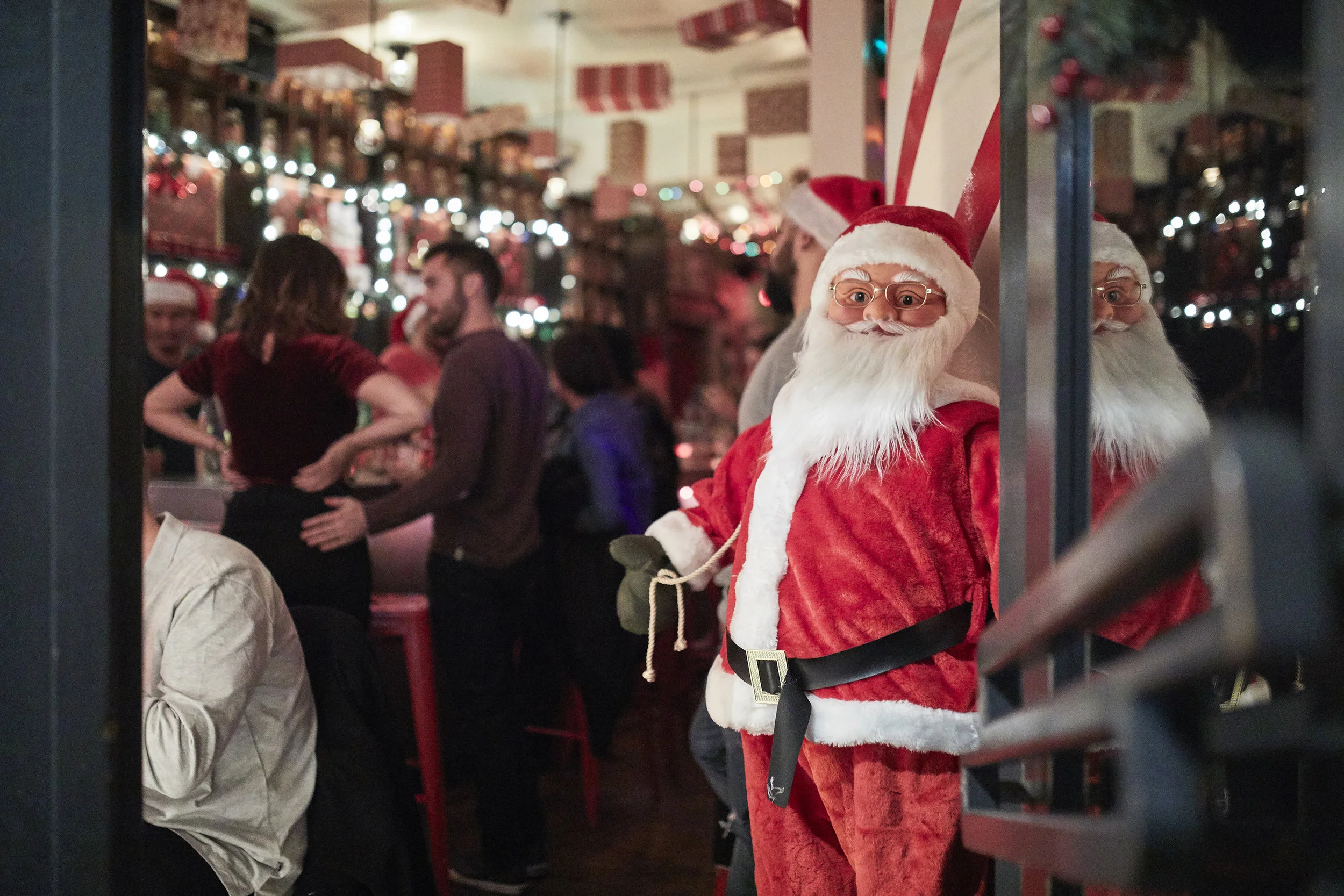 A Christmas Cocktail Pop-Up Bar