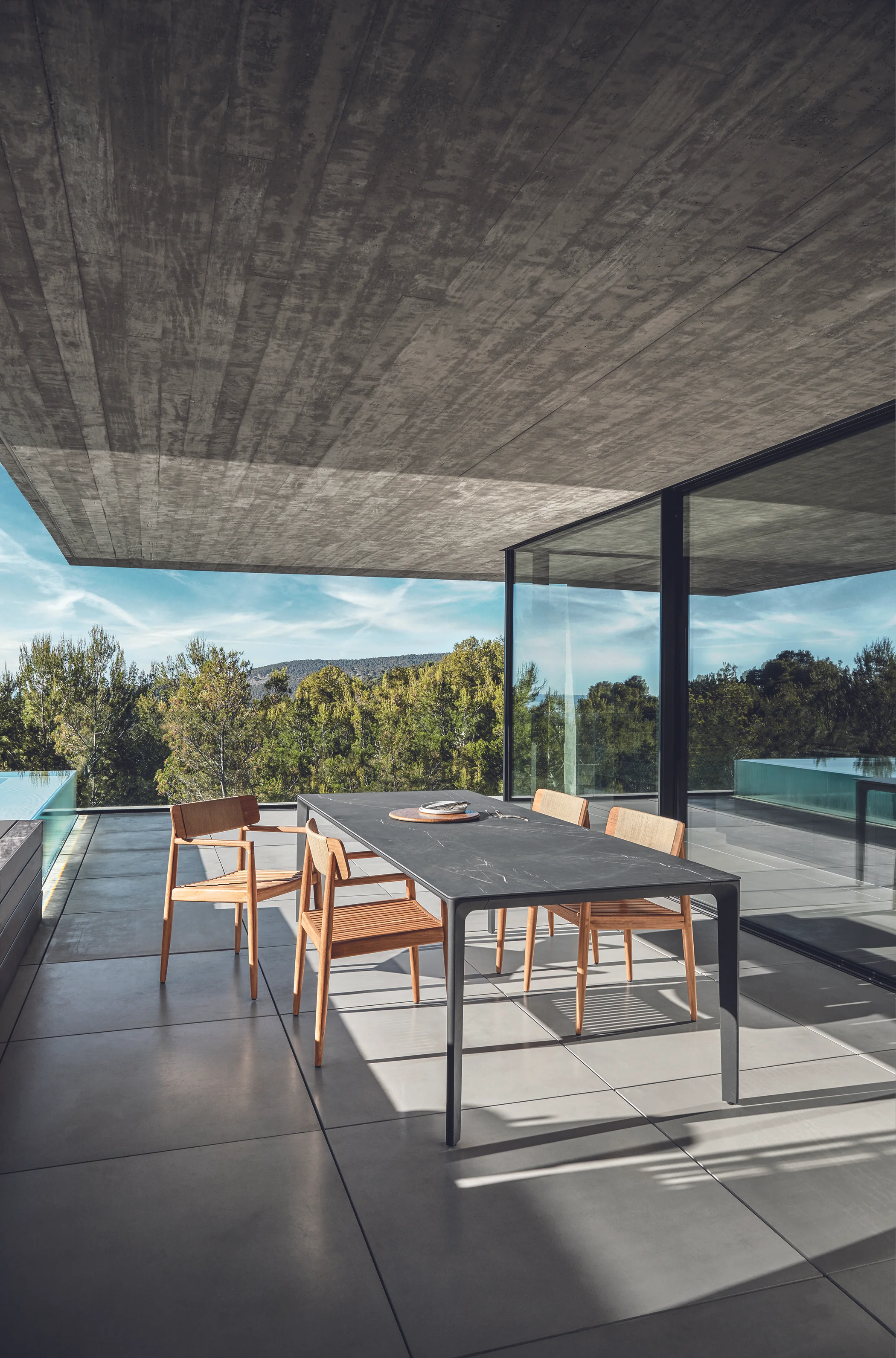 luxury teak outdoor furniture on Rosen Hospitality Group Gloster