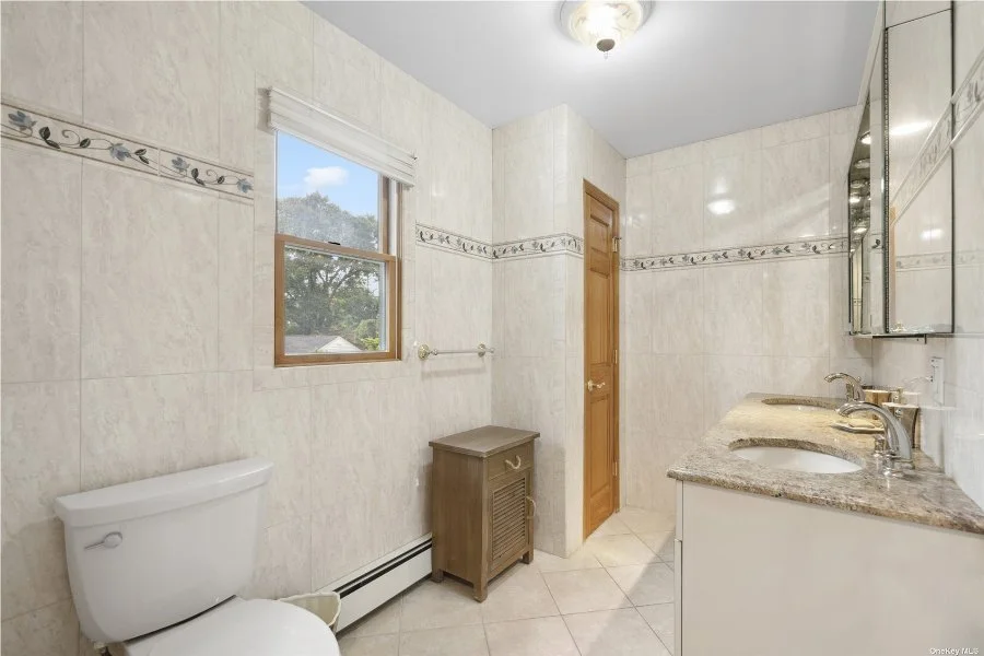 double sink bath rm.jfif