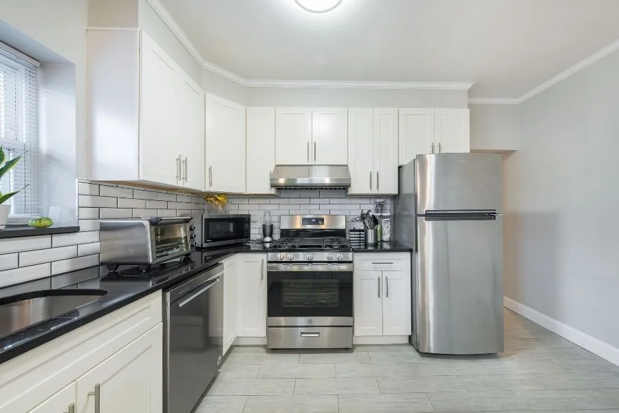 14-web-or-mls-14_Kitchen.jpg