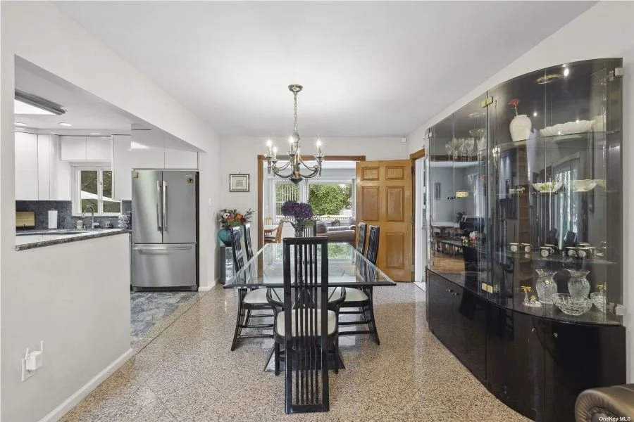 formal dining room.jfif