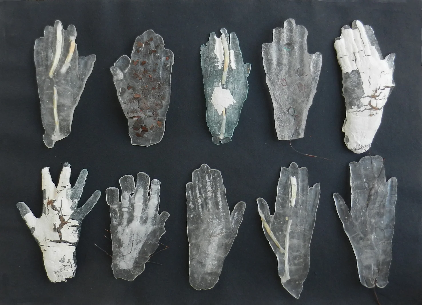 Untitled Glass, wire, bone, etc, ten pieces approx 25 cm each, 2018