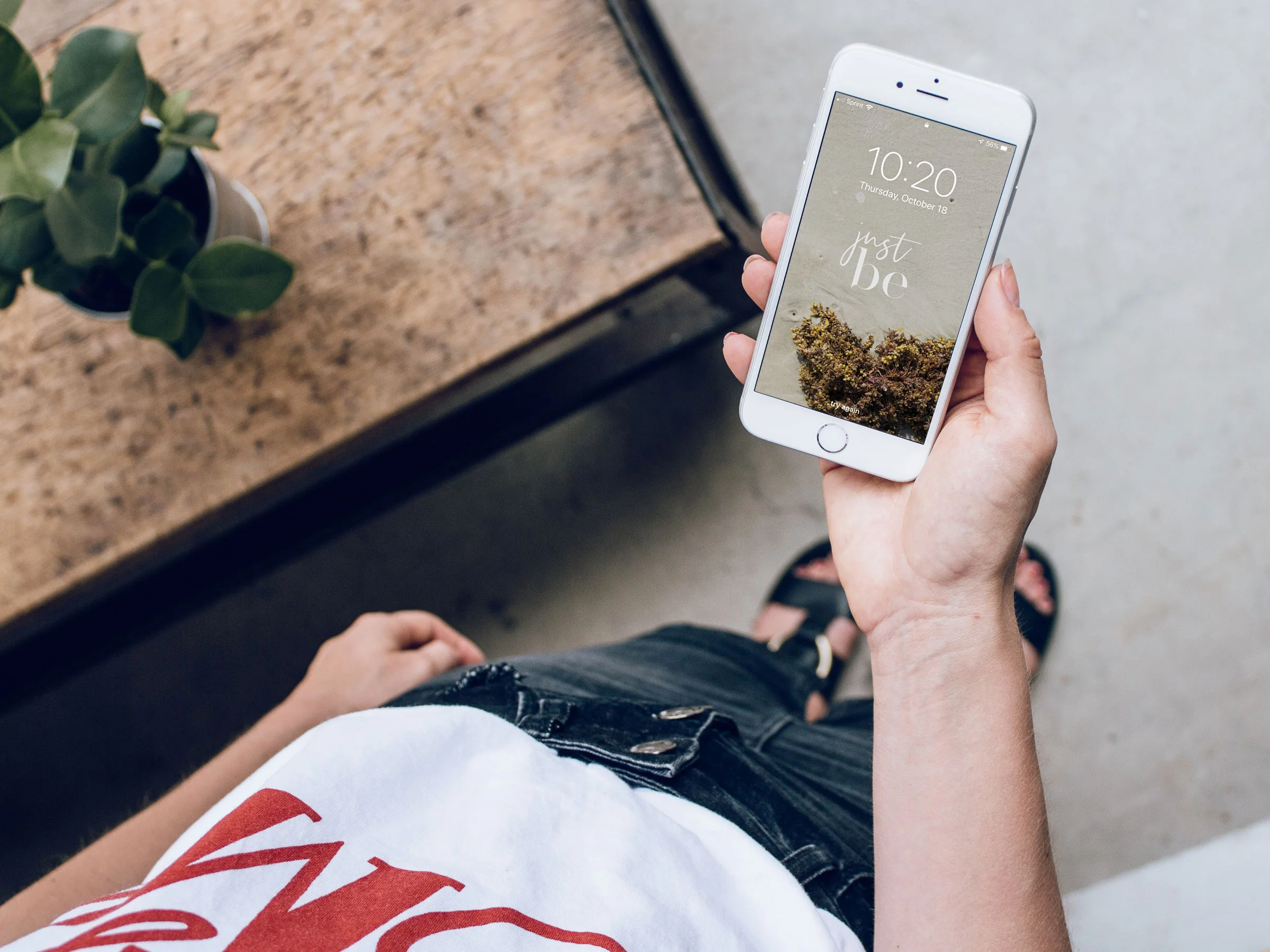 JustBe_iphonewallpaper_mockup2.jpg