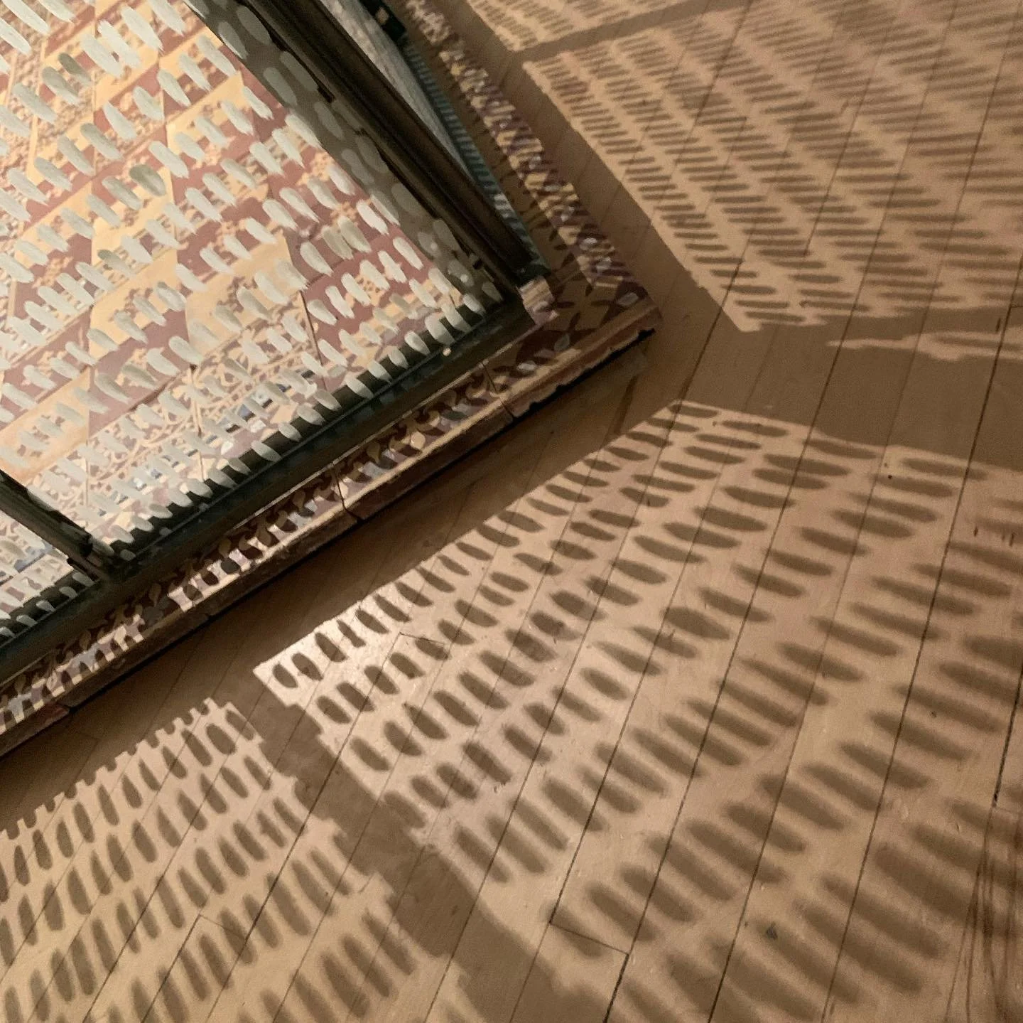 TBT Cornelia Parker at Tate Britain, September 2022

#tbt #tate #art #light #shadows #photography