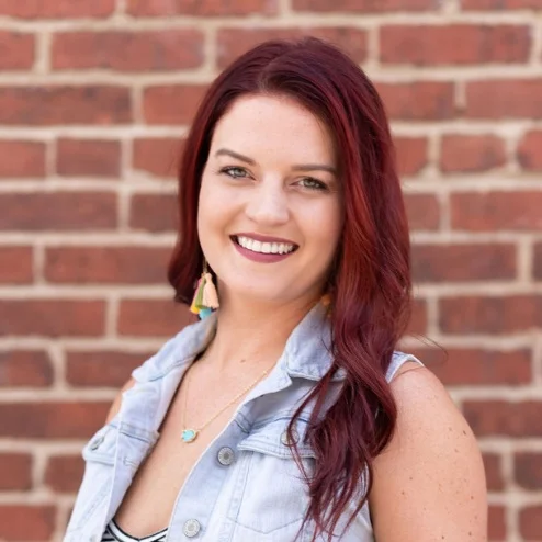 Halli Bruton Account Manager