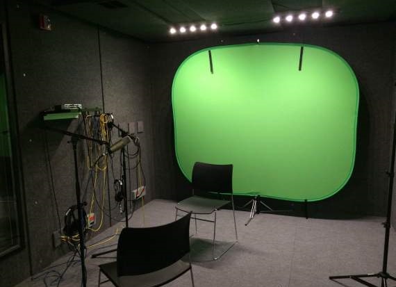 VANCOUVER-LIBRARY-VOCALBOOTH-2.jpg