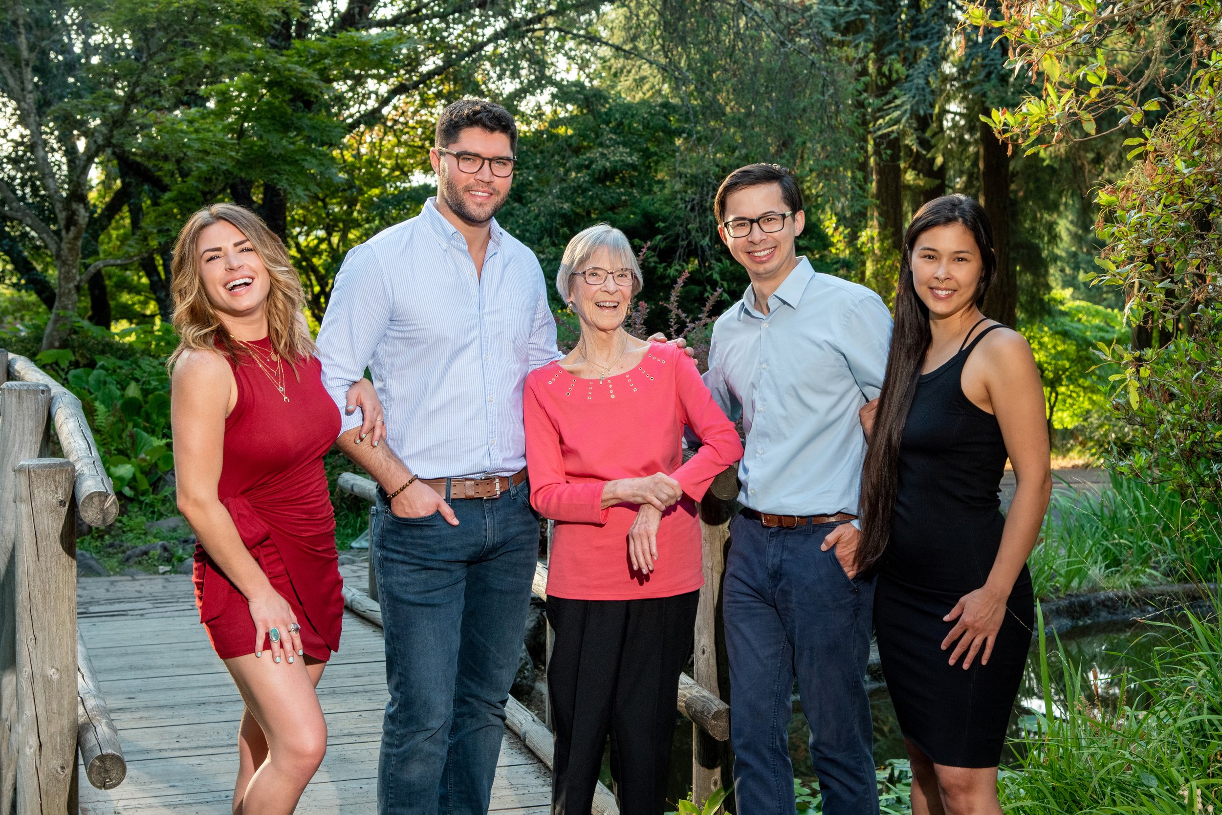 Christina_Sek_Family_4040_cmb.jpg