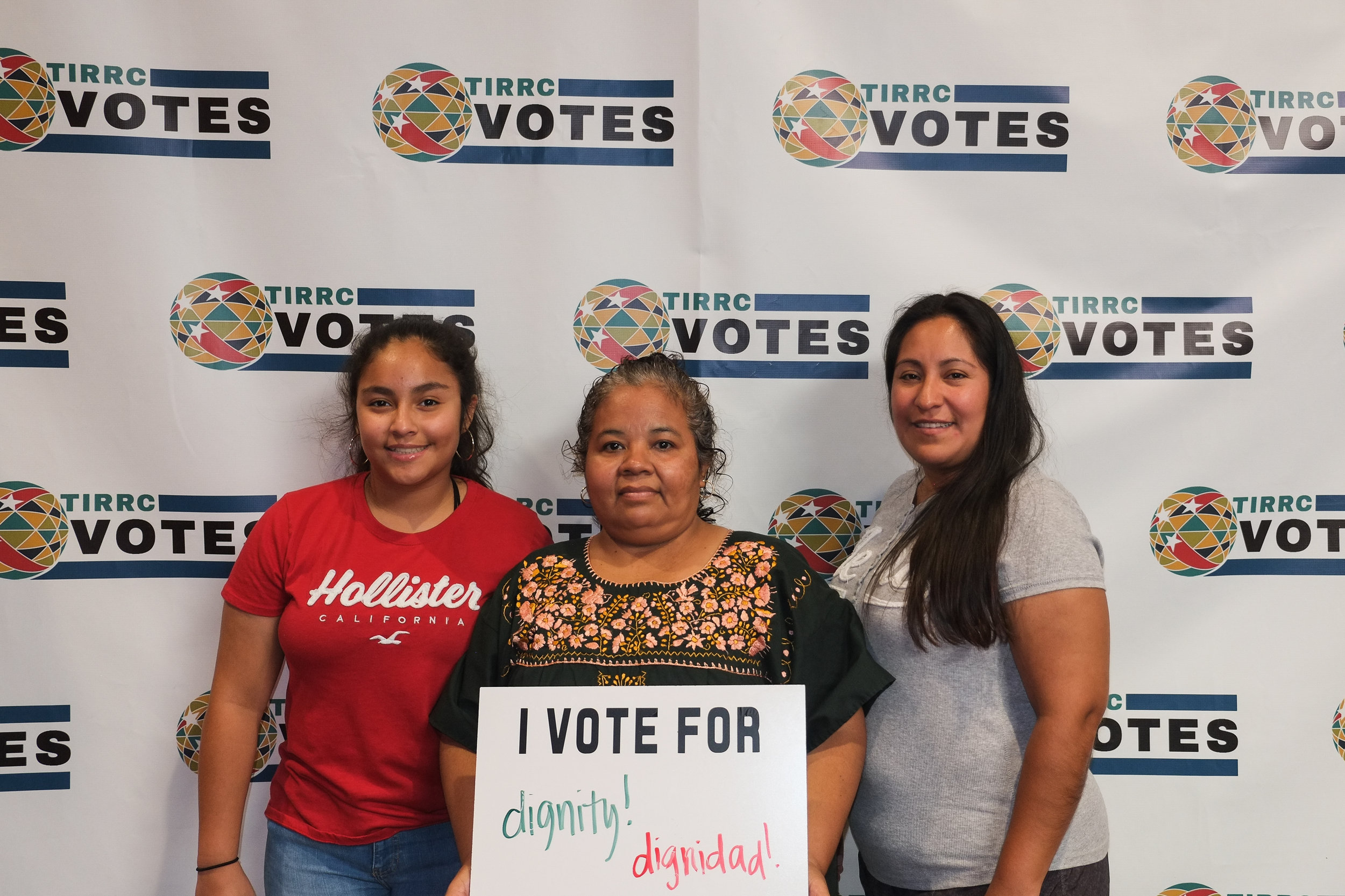 TIRRCVotes-PhotoBooth-7.jpg