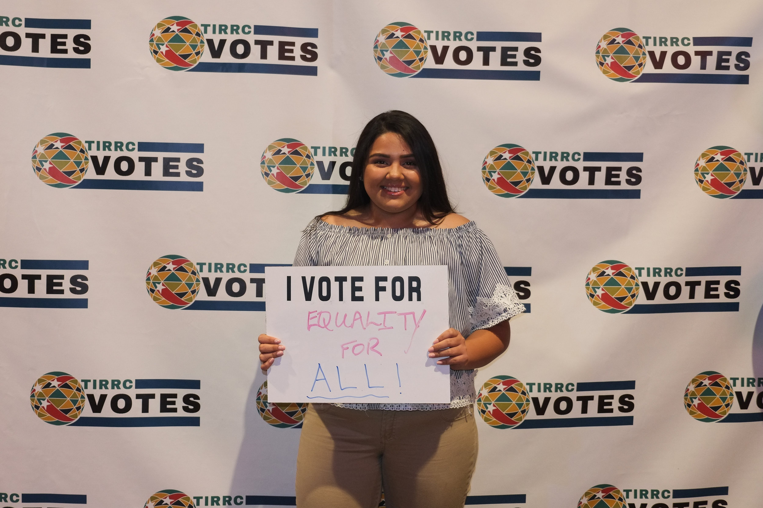 TIRRCVotes-PhotoBooth-40.jpg