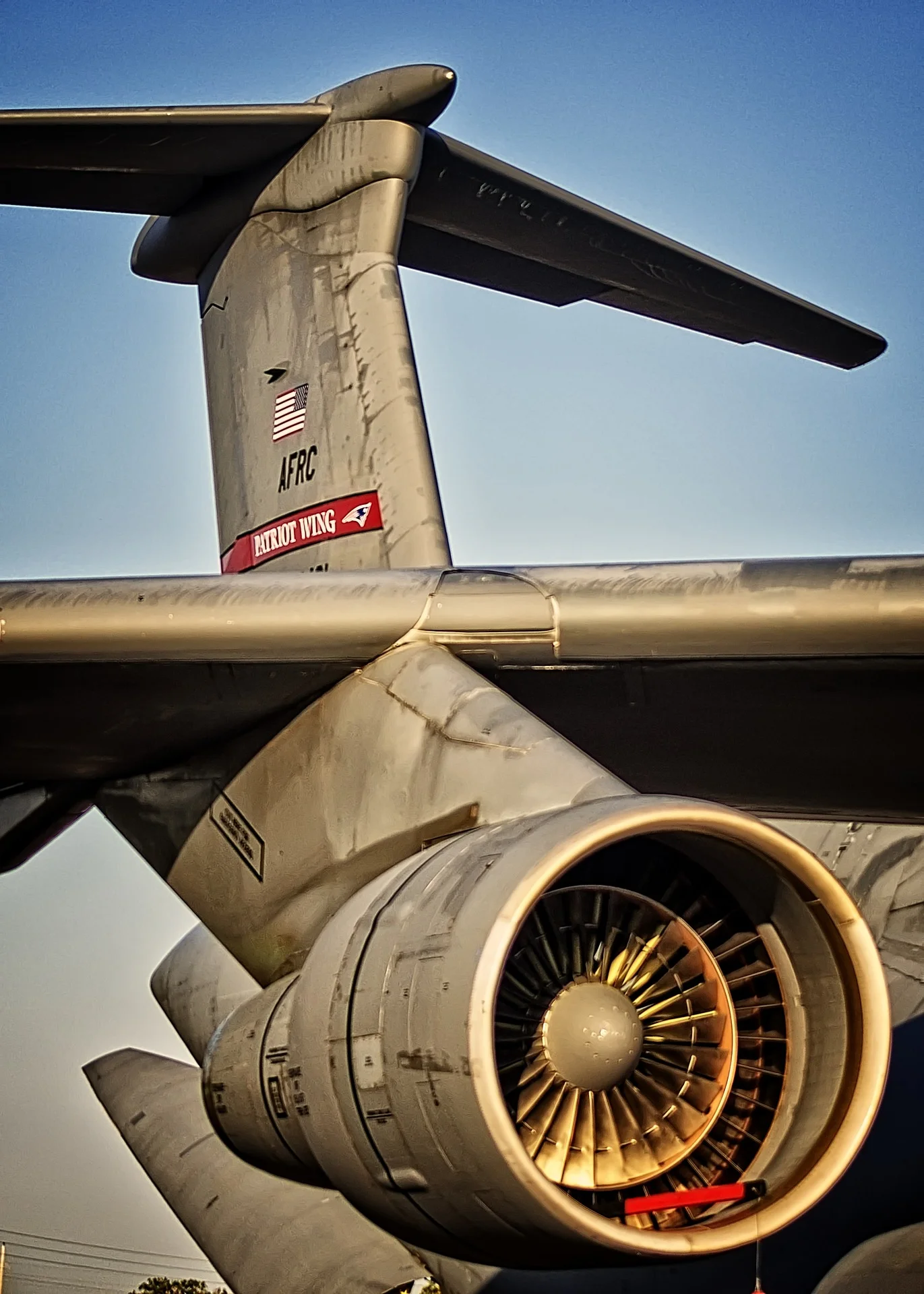 lockheed-c-5-galaxy-2329981_1920.jpg