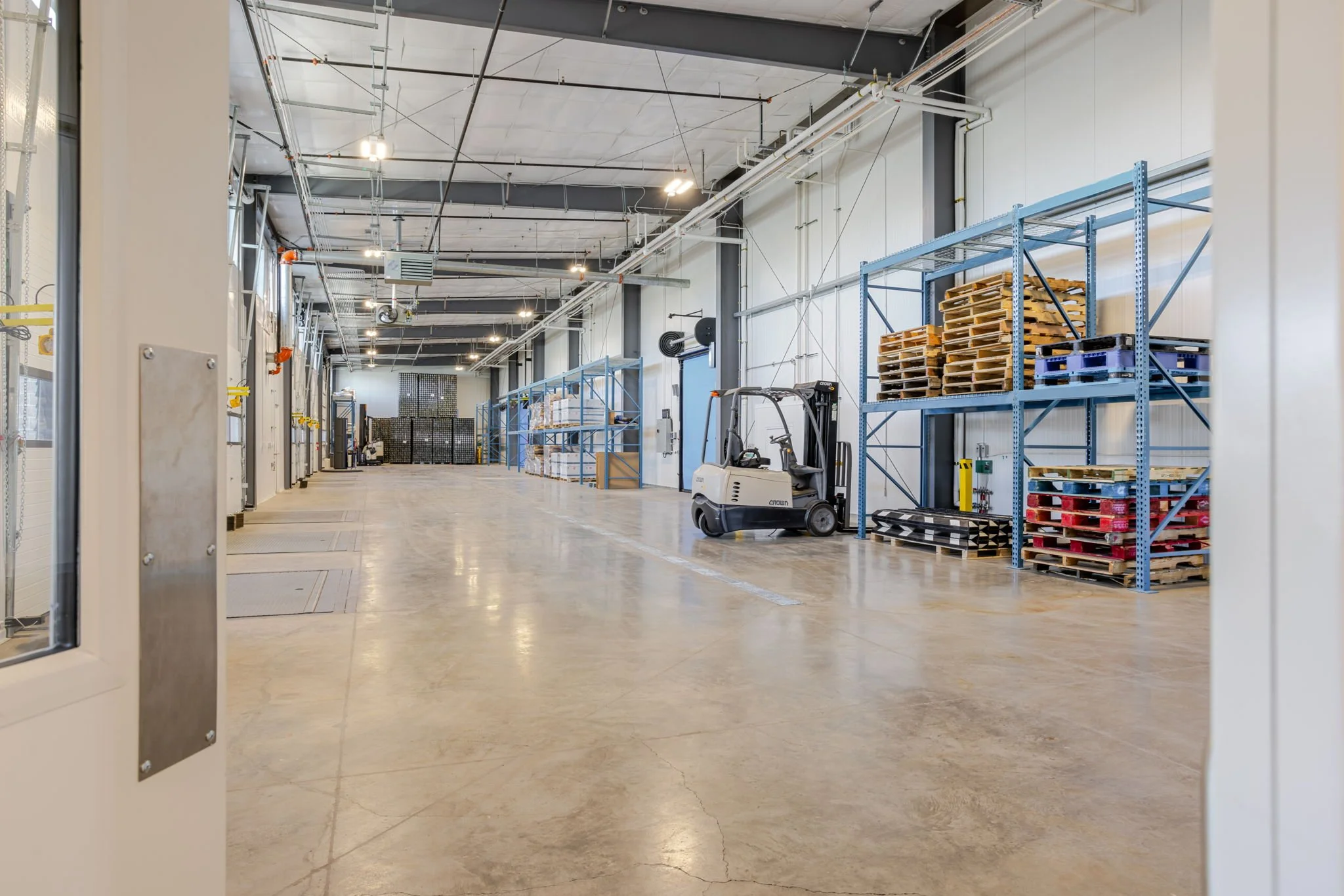 13-web-or-mls-Empire Cold Storage-13.jpg