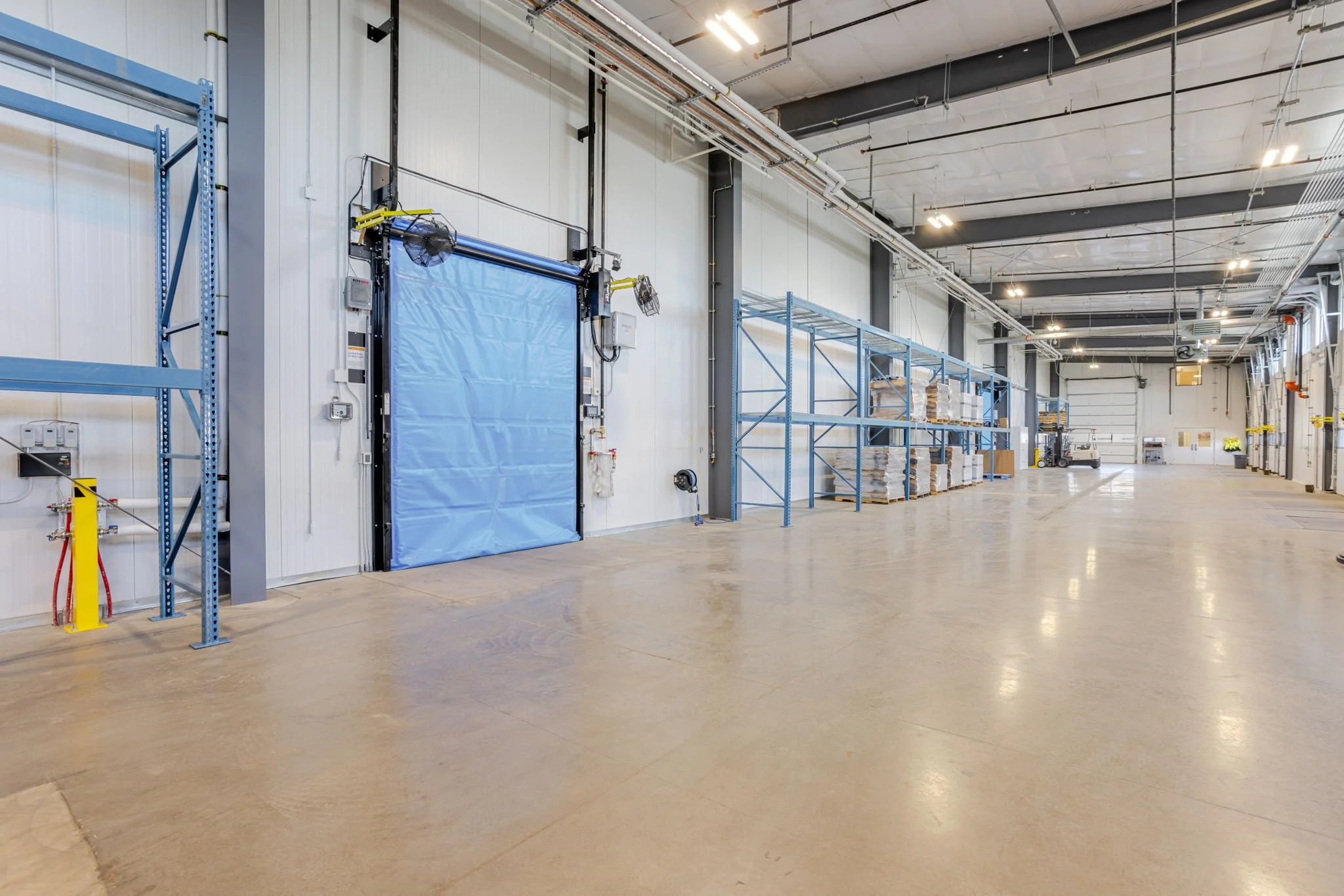 22-web-or-mls-Empire Cold Storage-19.jpg