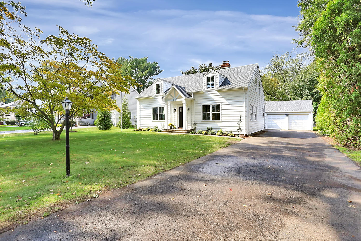 117 Lawrence Rd Fairfield CT-large-036-36-028-1497x1000-72dpi.jpg