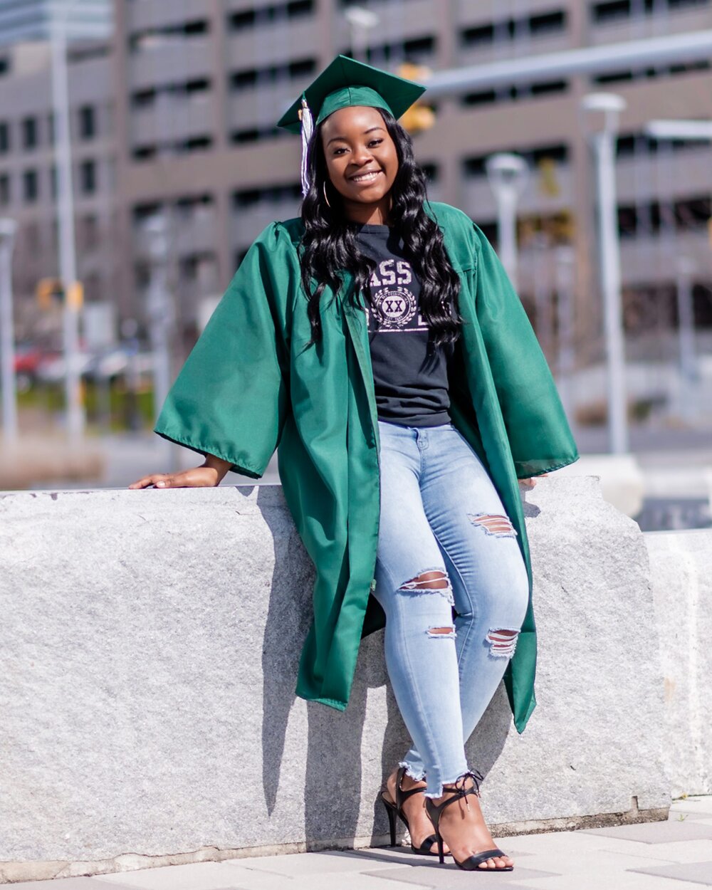 DYMOND-MINTZ-SENIOR-GRADUATION-PHOTOS-DOWNTOWN-COLUMBIA-SOUTH-CAROLINA-AT-LINCOLN-STREET-THE-PARK-BY-HENRY-JONES-PHOTOGRAPHY-246.jpg