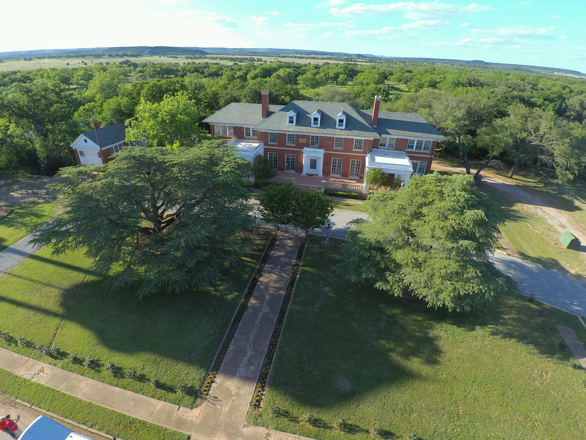 WATSON_HOUSE_APRIL_2017_a1.jpg