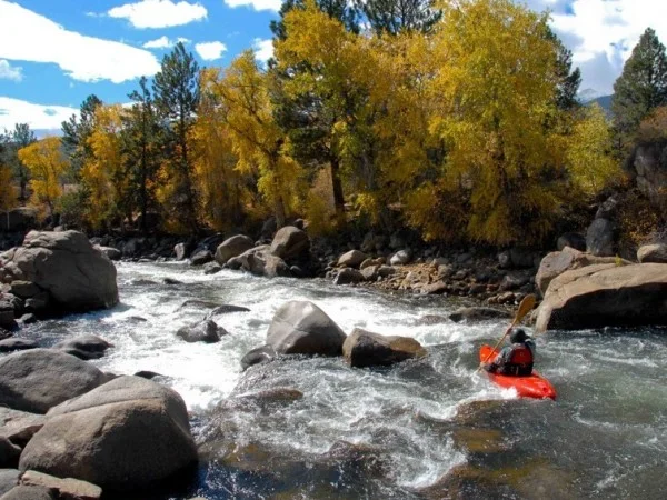 Kayaking2-e1390691601411.jpg