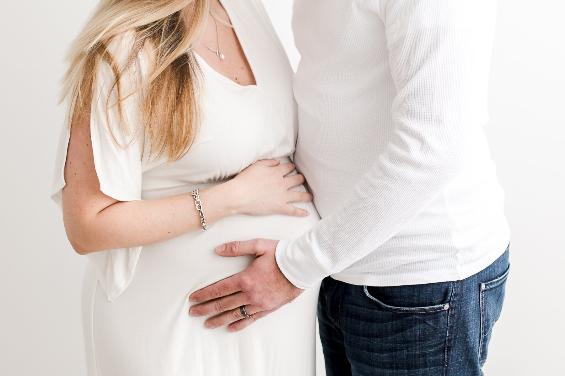 Addison Allen Arlington maternity pregnancy photographers