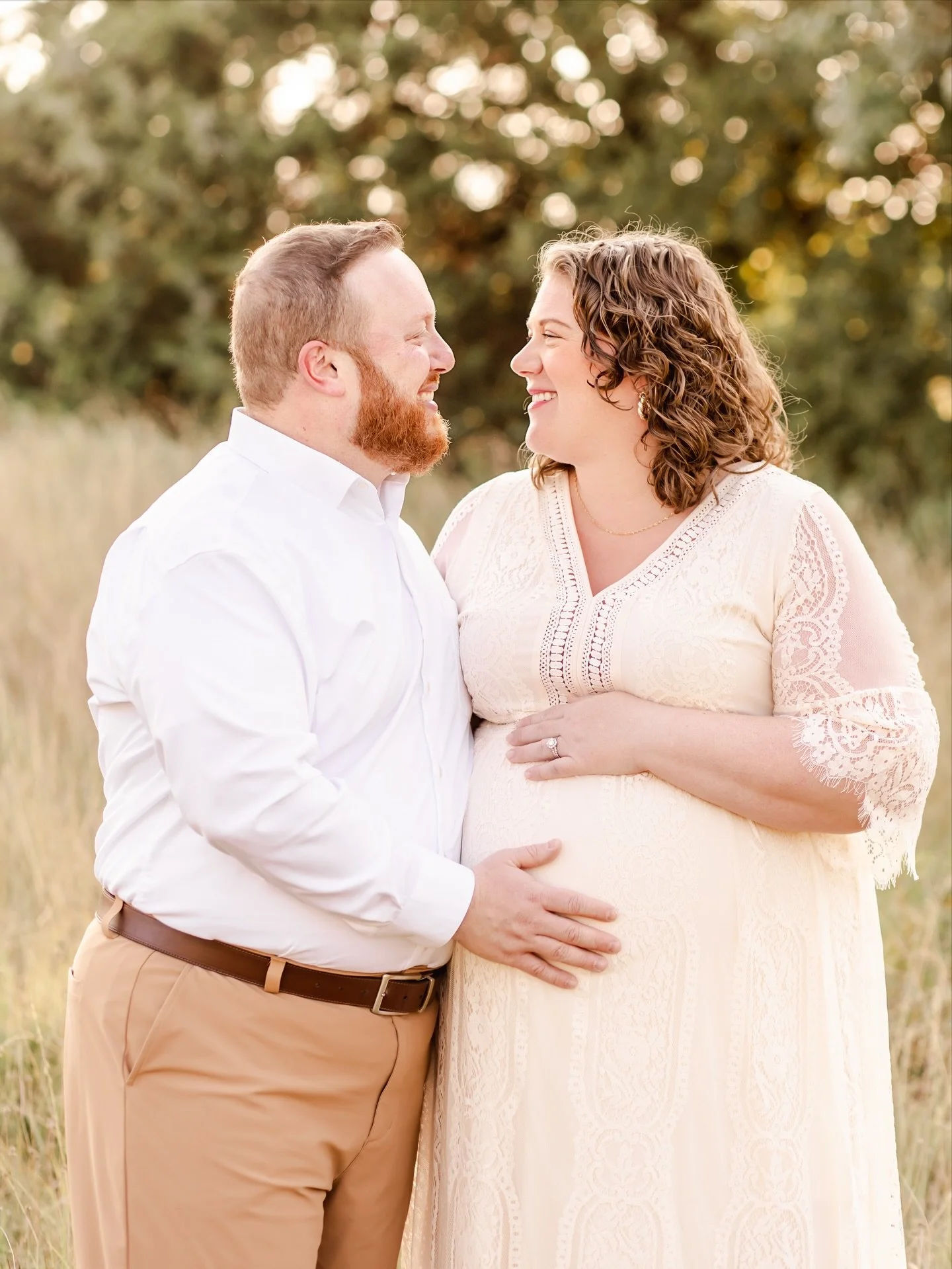 Working with this pair was truly a dream - they told me that they call themselves the luckiest all the time, and it rang so true. I can&rsquo;t wait to meet their precious girlie once she arrives! 🥰🥰🥰

Scroll to the end for the cutest image to wra