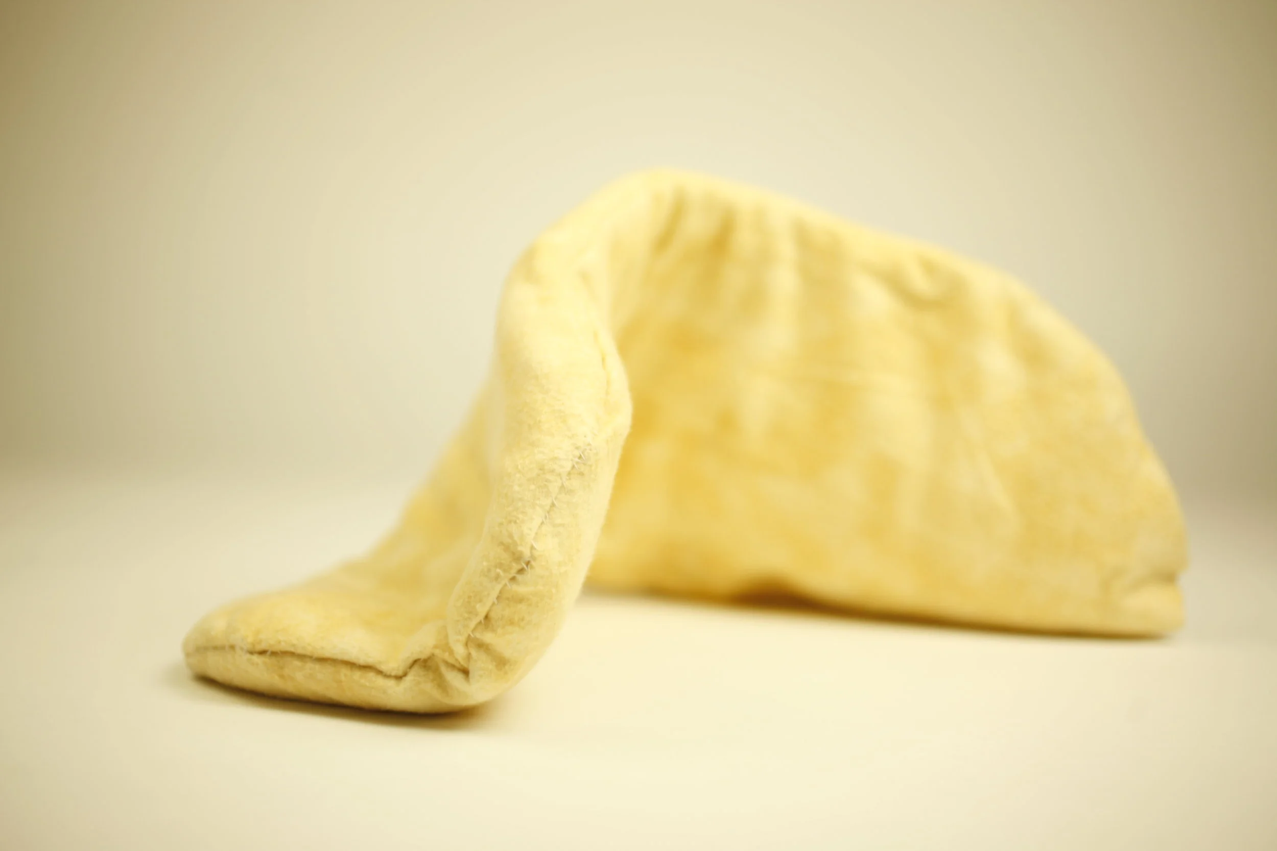  MATERIAL - Silicone Rubber, Aluminium Wire, Cotton Batting, Flannel Fabric 