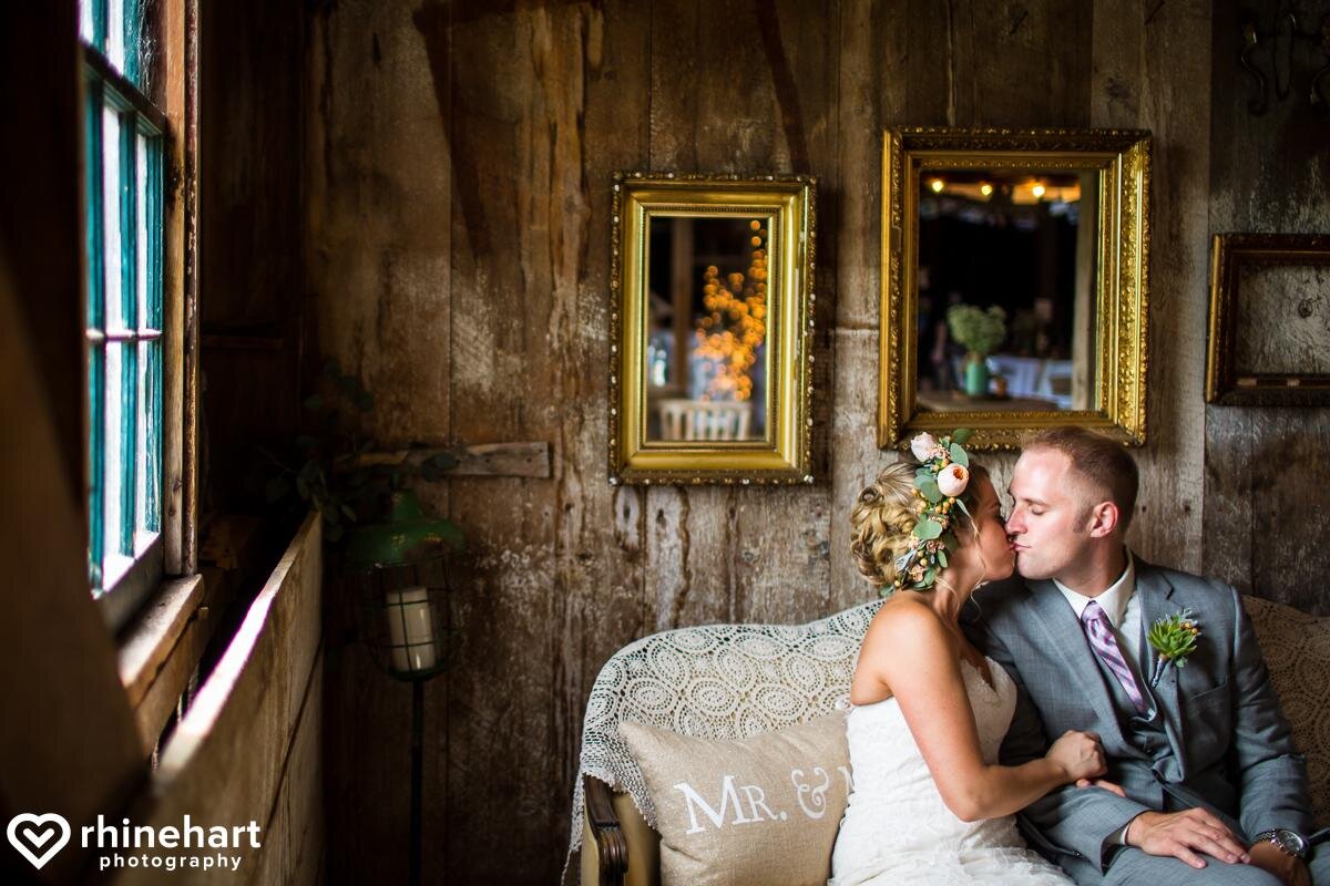 Silverbrook-Farm-Wedding-Photographers-best-unique-creative-purcellville-va-hillsboro-harpers-ferry-pa-23.jpg