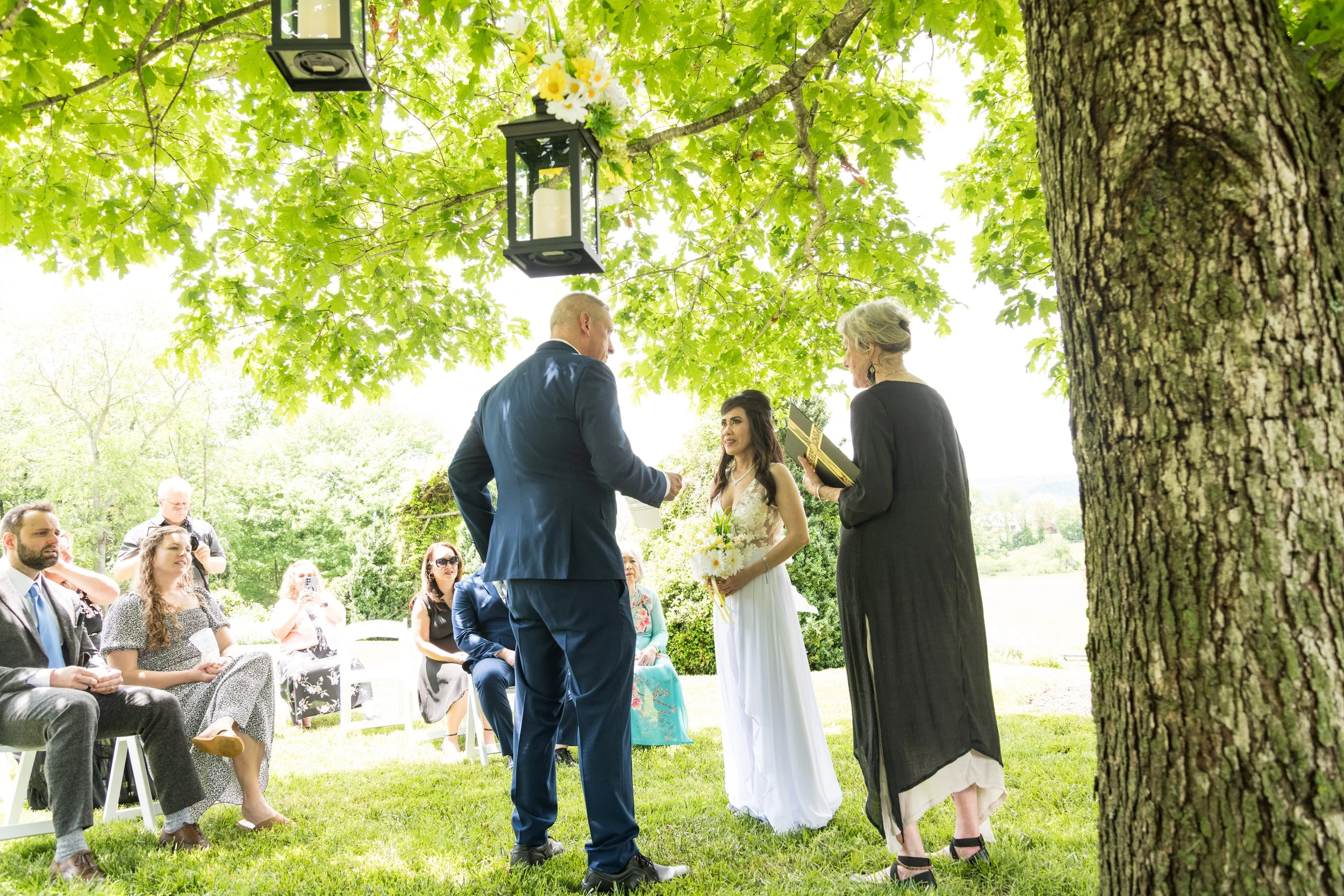VanDanCeremony3.JPG