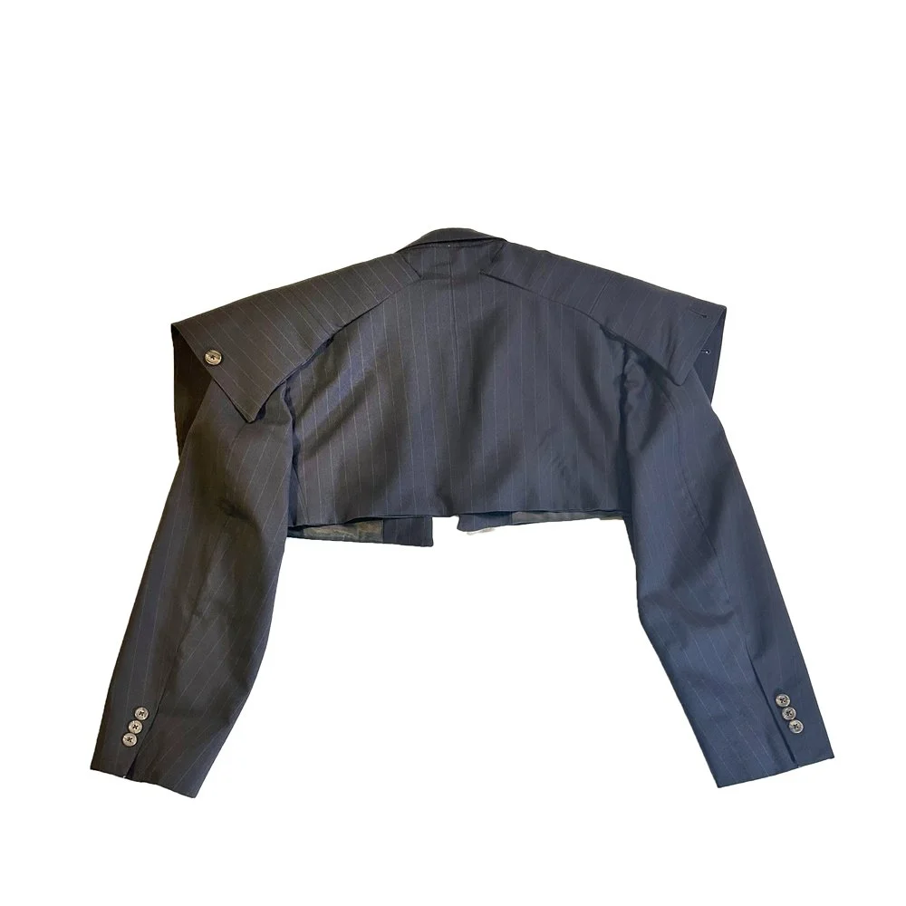 ボトムスその他 Aeron Motive - Waisted Boxy Blazer MOTIVE – AERON