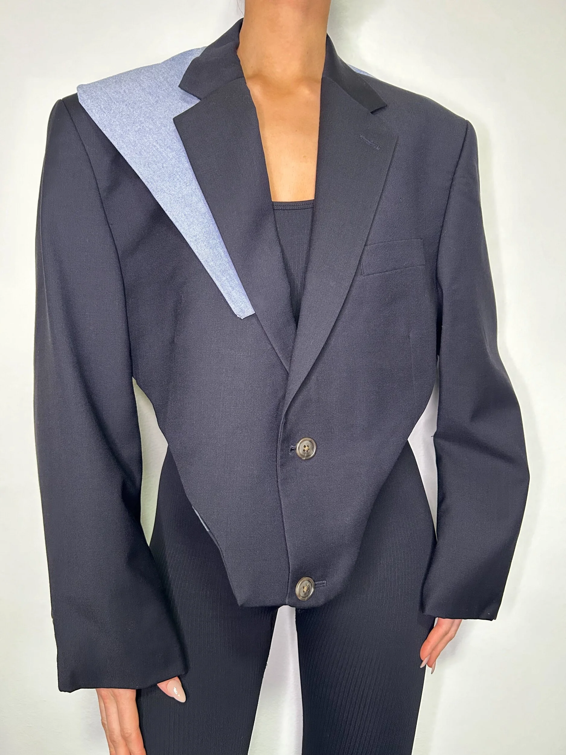 75821AB2-7F90-4109-A9E6-80A2DE43BAE9