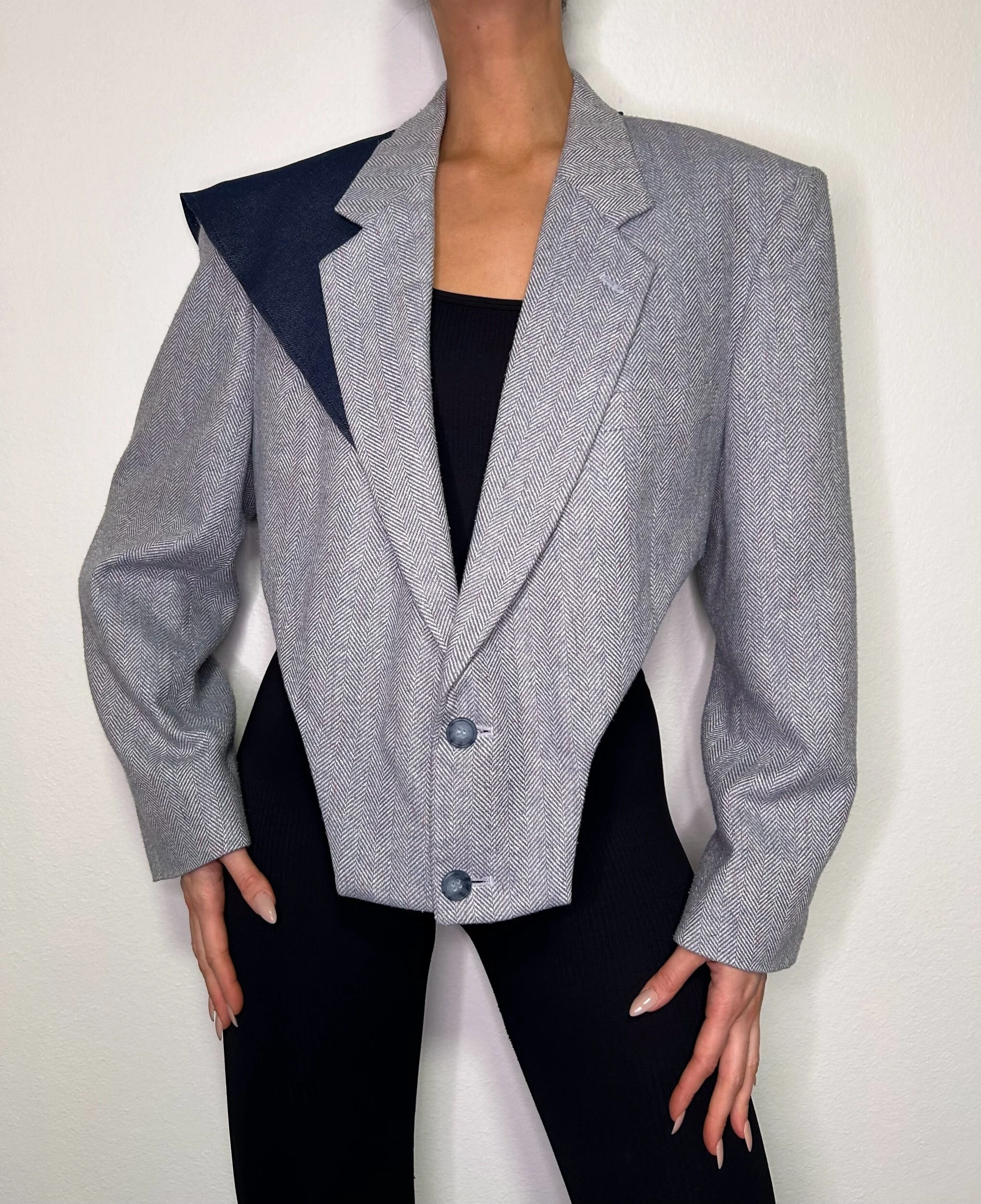 B2AA59C1-AC9C-40AE-BFEF-4C634D061E27