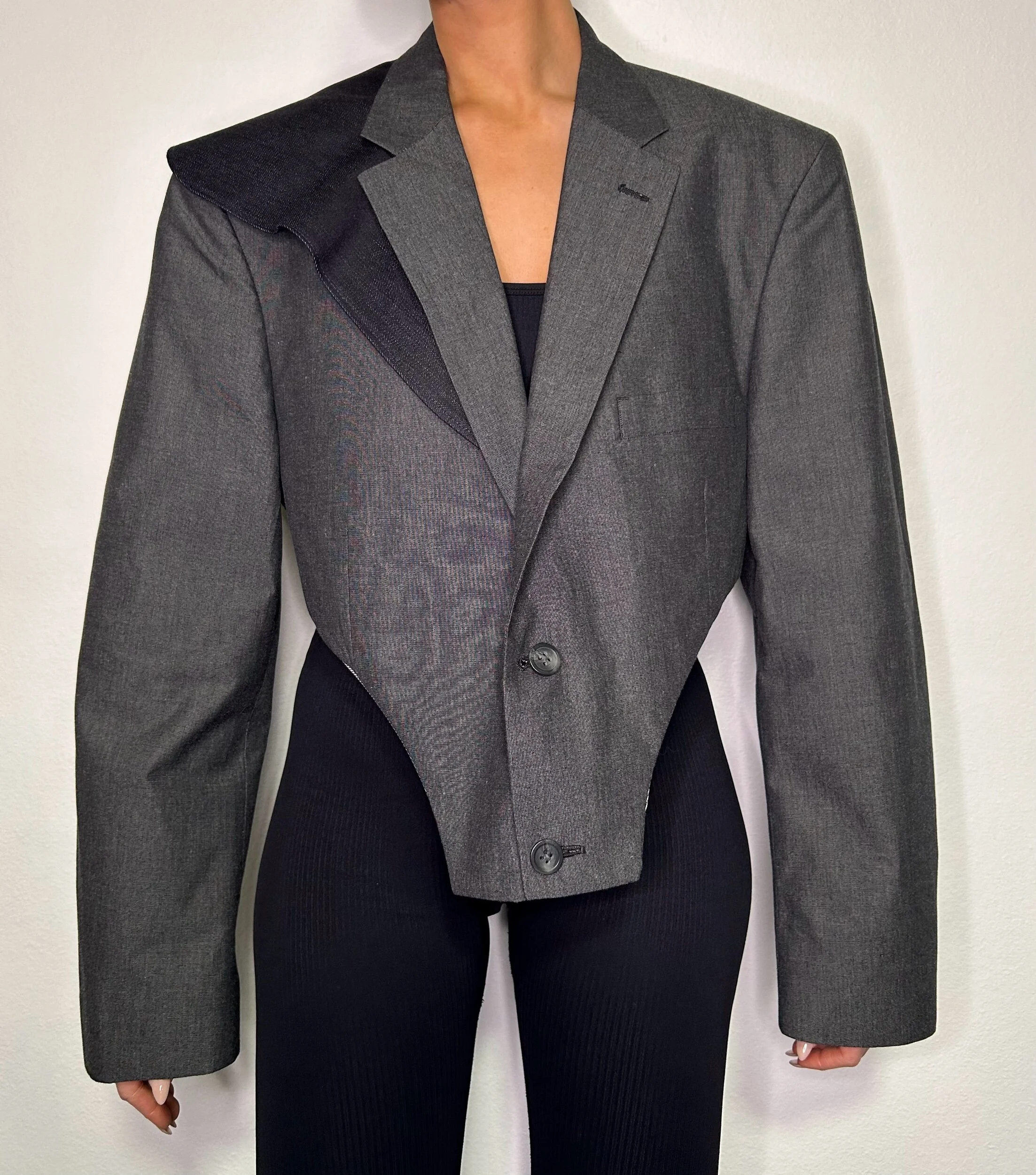 4E14416D-FB37-4C77-AC65-E4E6BFD196BF