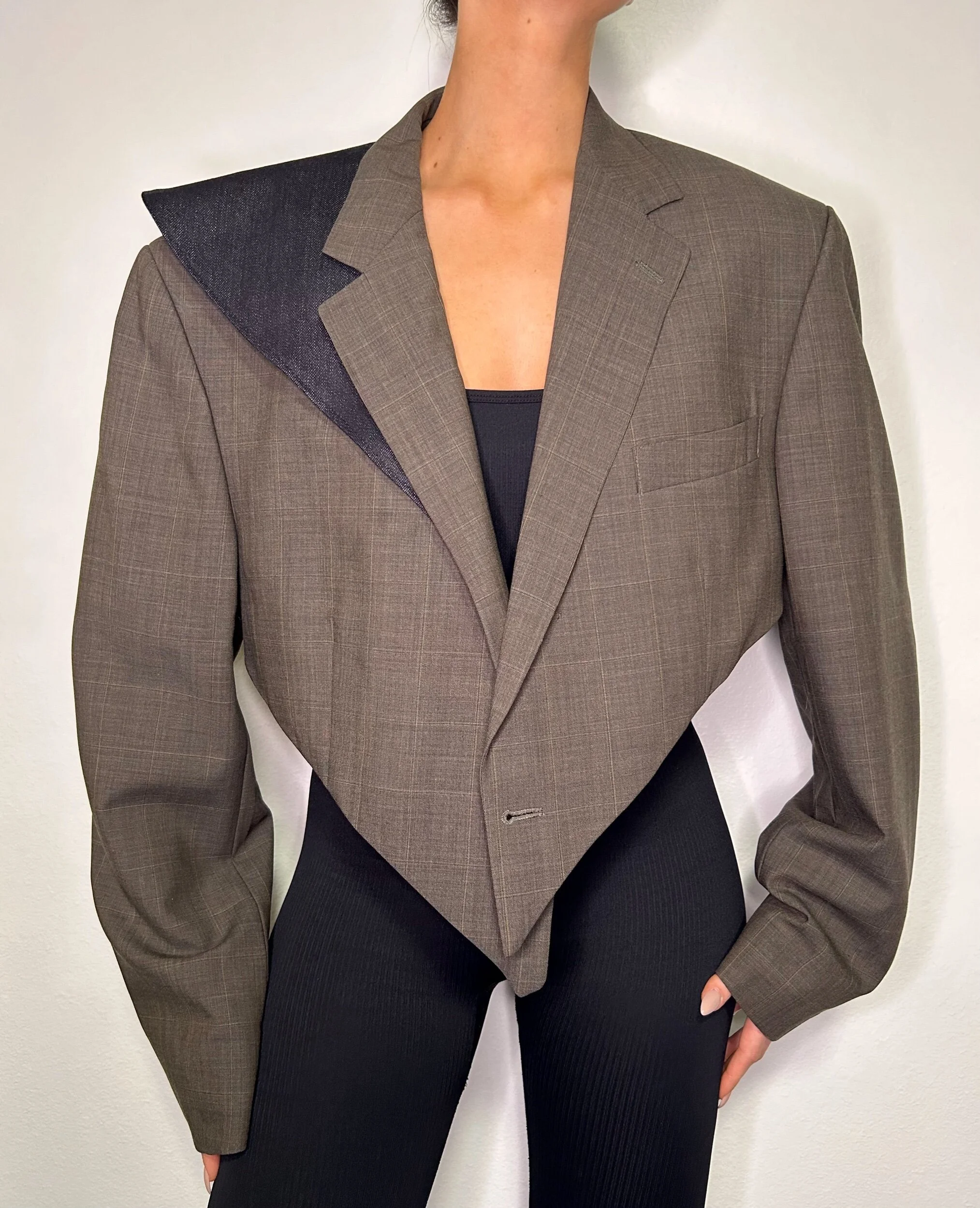 7C1AB95C-37A2-442B-AAE3-048CD8A72C39