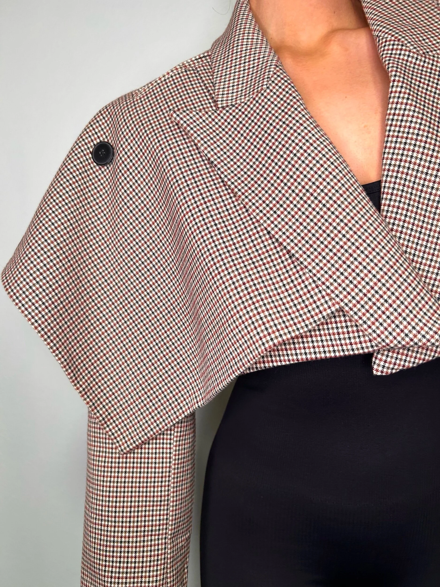 E66F2493-B492-403C-BA93-BCFE55511AD7