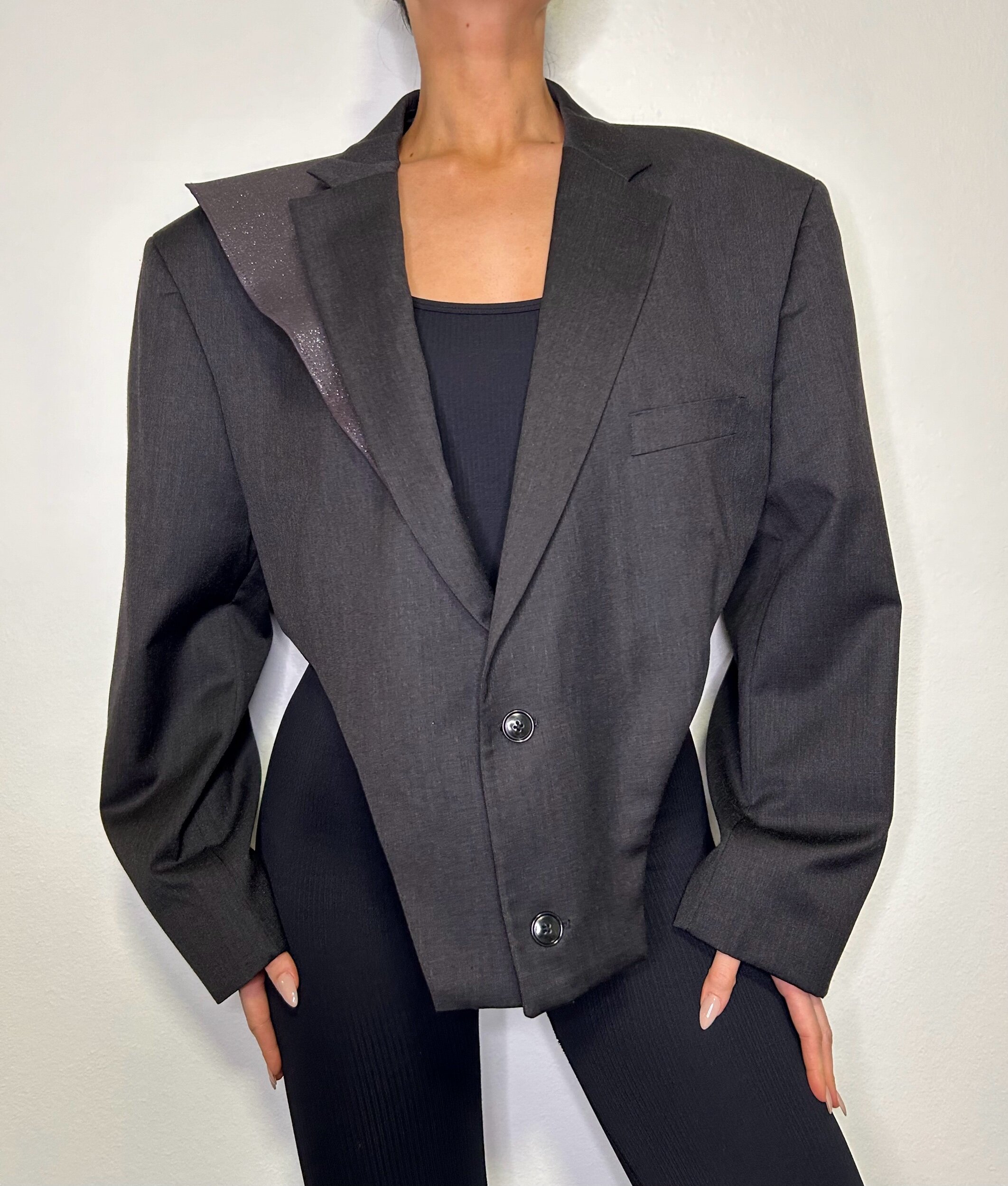 0C44766F-05C1-4CE2-8DA7-F0F272F4C56E