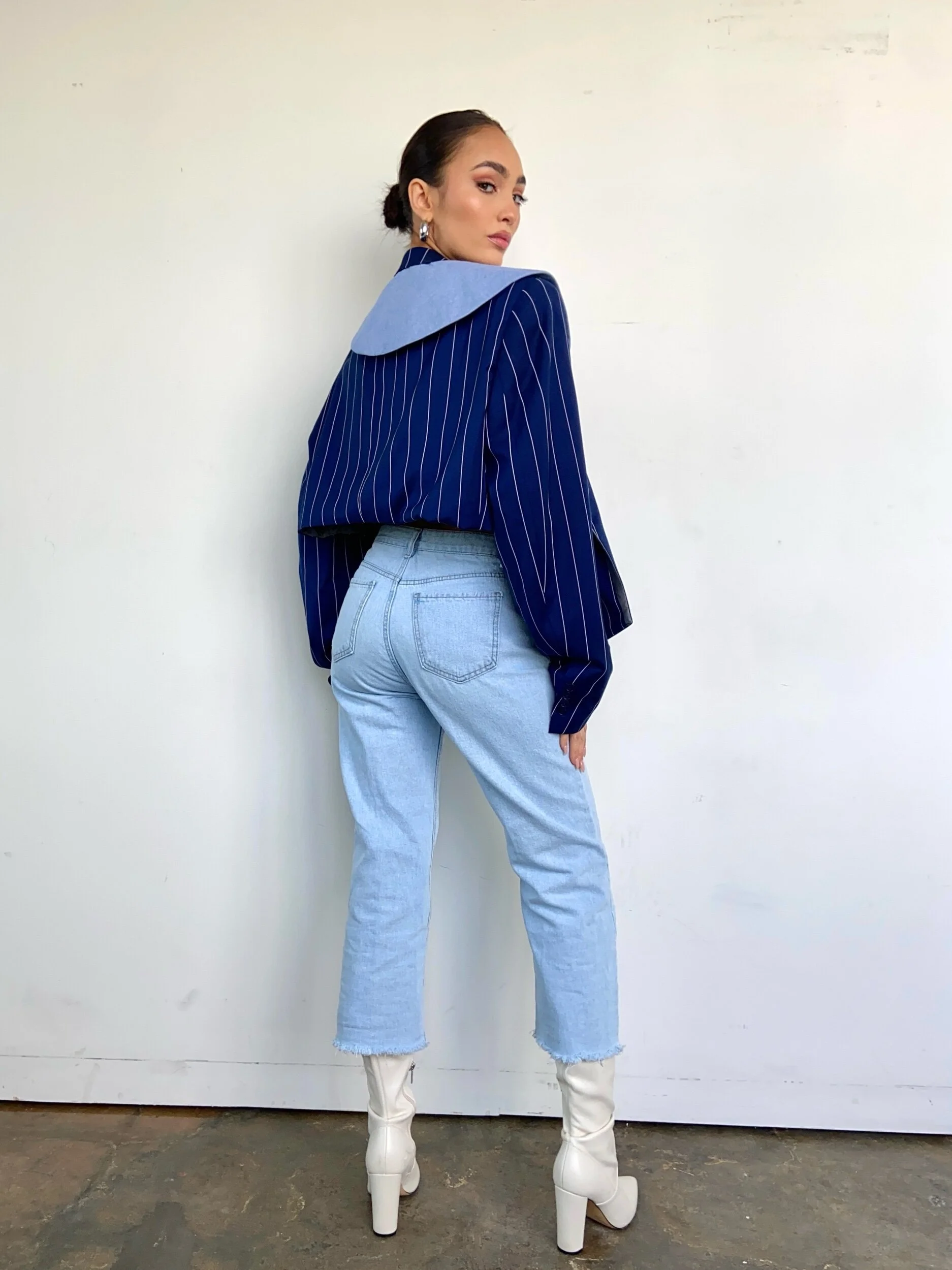 AA92598C-421F-4DA6-B72C-1D71123CF720